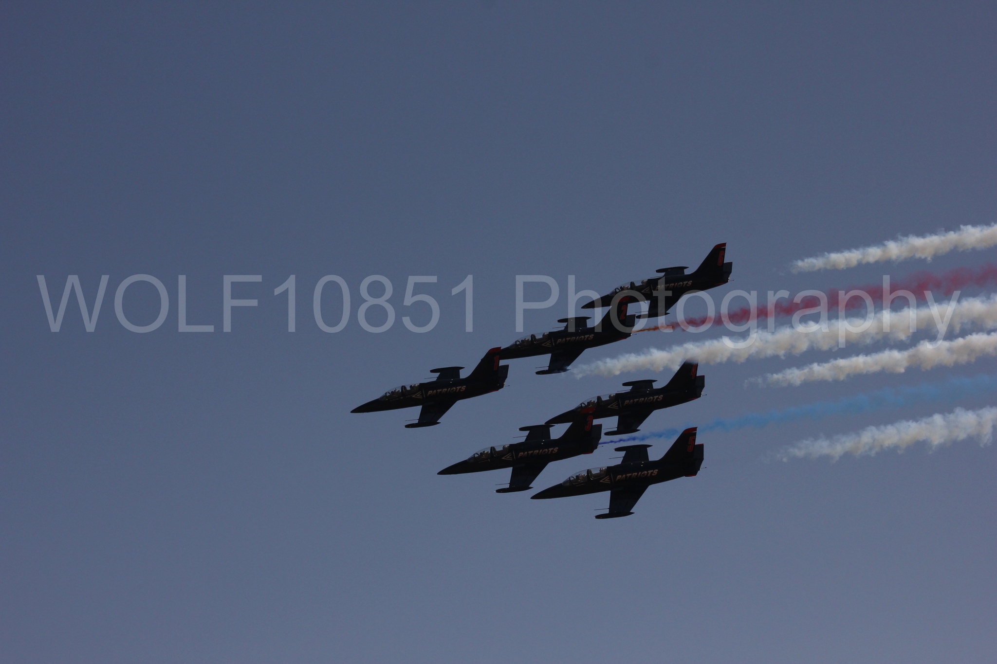 Aviation photography by WOLF10851 featuring L-39 Albatros, The Patriots Jet Demonstration Team, All Black Red lettering, California Capital Airshow 2017.