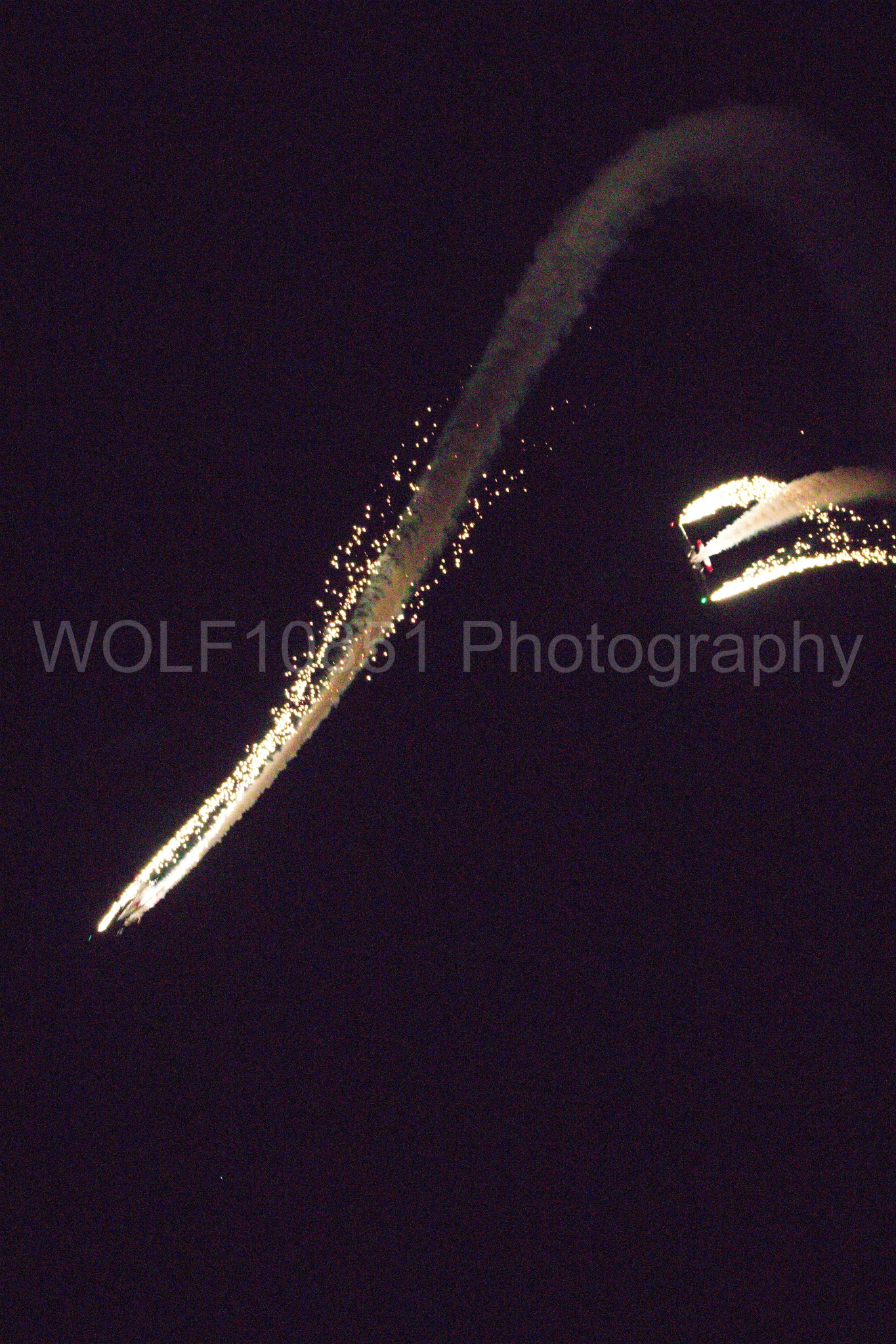 Aviation photography by WOLF10851 featuring California Capital Airshow 2018, Night time Air Show, Van RV-8, Redline Airshows.