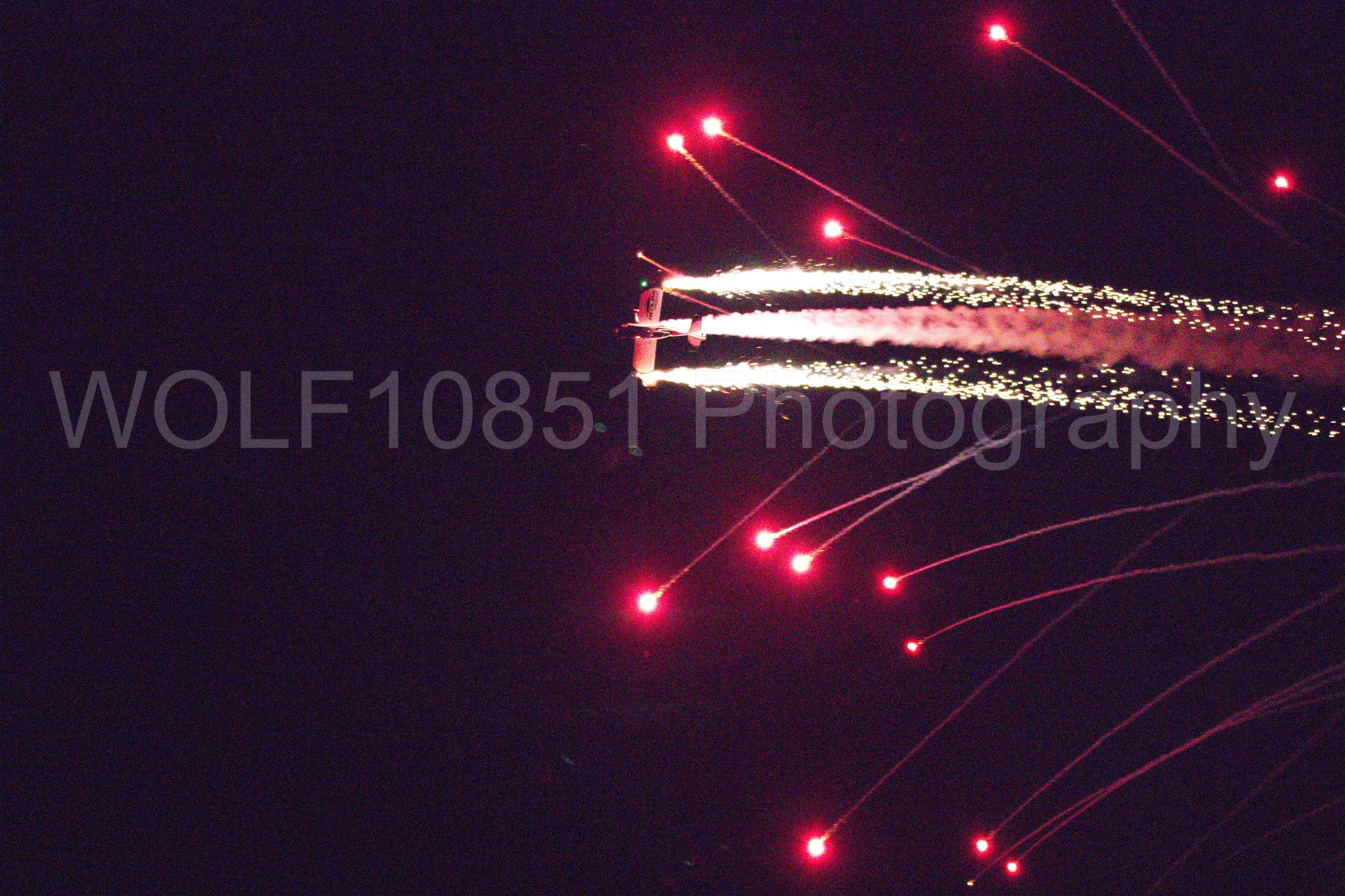 Aviation photography by WOLF10851 featuring California Capital Airshow 2018, Night time Air Show, Van RV-8, Redline Airshows.