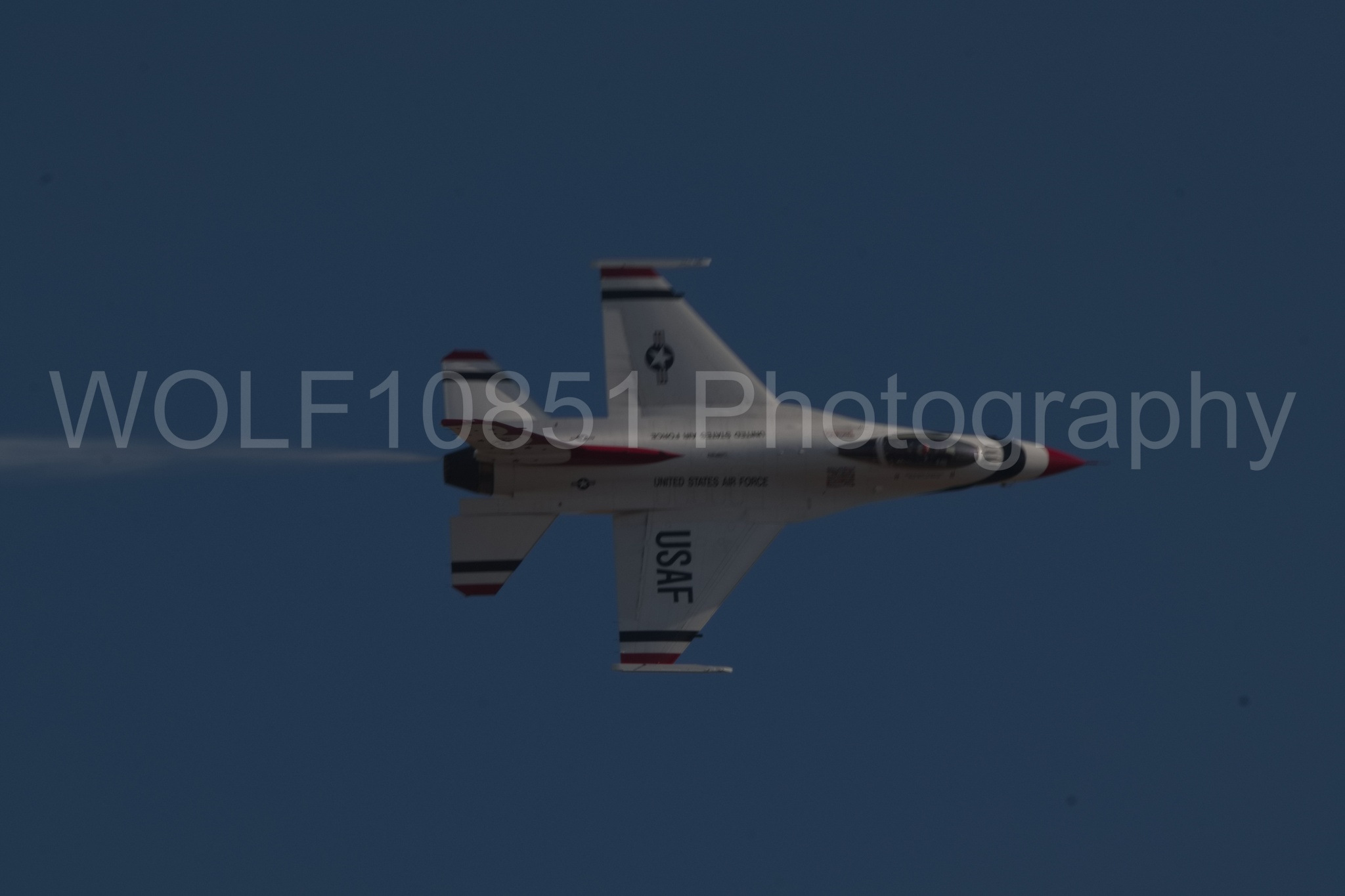 Aviation photography by WOLF10851 featuring F-16 Fighting Falcon, Thunderbirds, Red White and Blue, California Capital Airshow 2018.
