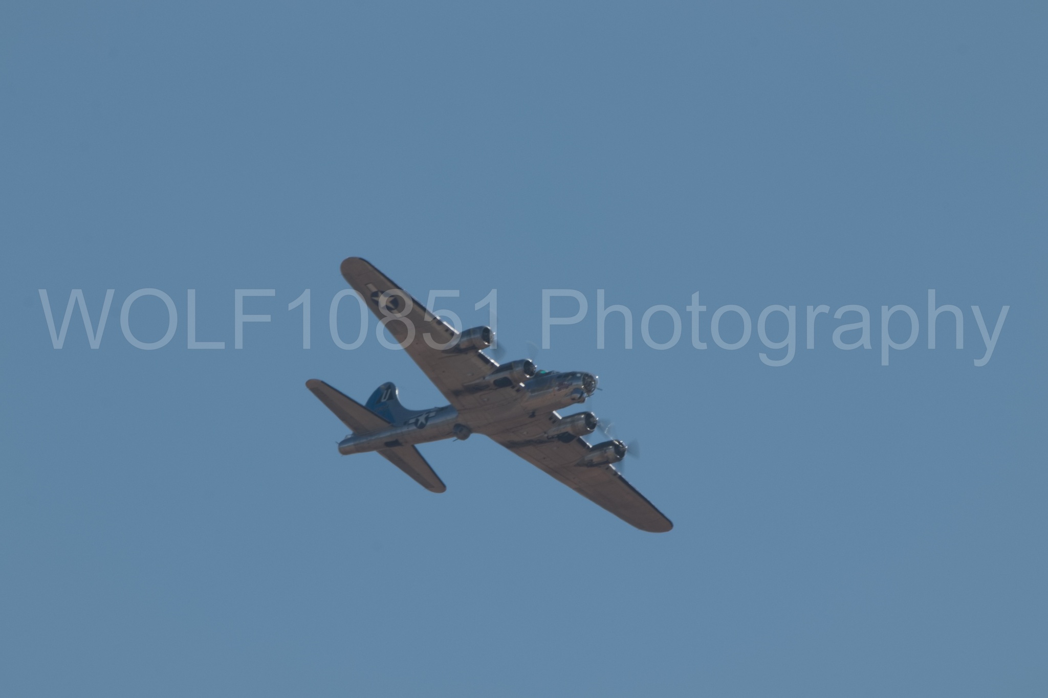 Aviation photography by WOLF10851 featuring California Capital Airshow 2018, B-17 Flying Fortress.