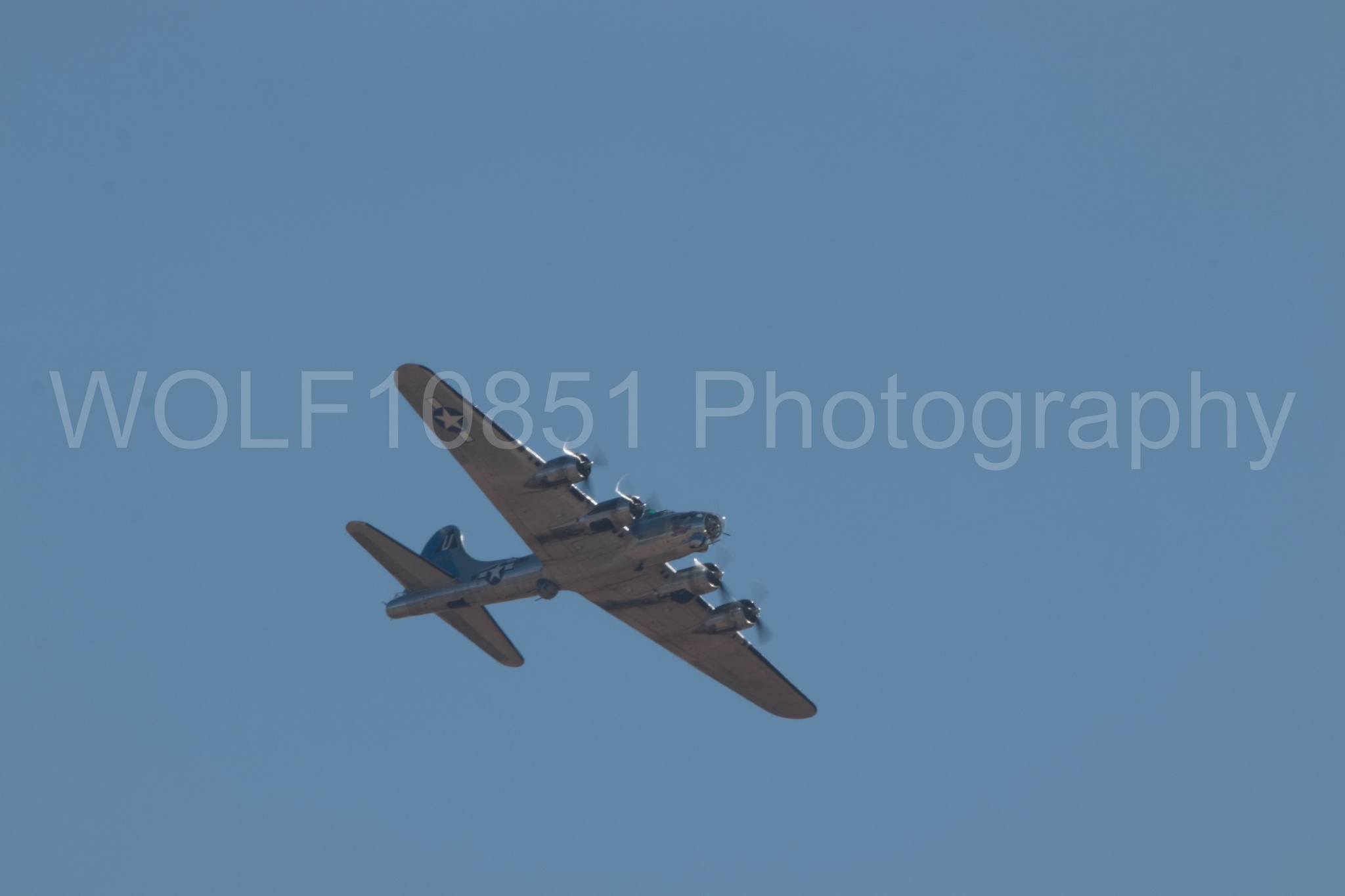 Aviation photography by WOLF10851 featuring California Capital Airshow 2018, B-17 Flying Fortress.
