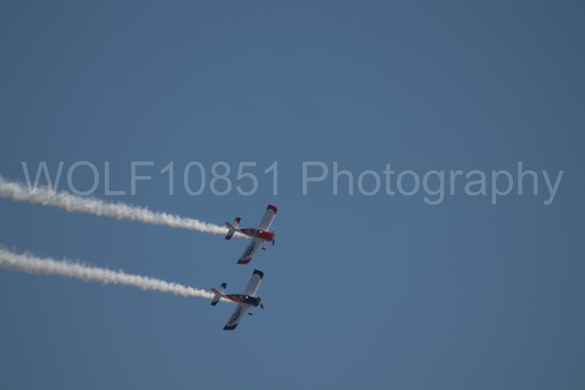 Aviation photography by WOLF10851 featuring California Capital Airshow 2018, Van RV-8, Redline Airshows.
