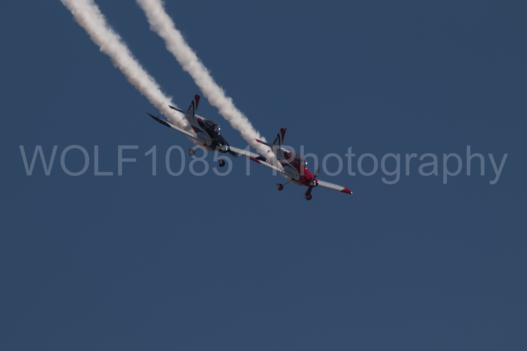 Aviation photography by WOLF10851 featuring California Capital Airshow 2018, Van RV-8, Redline Airshows.