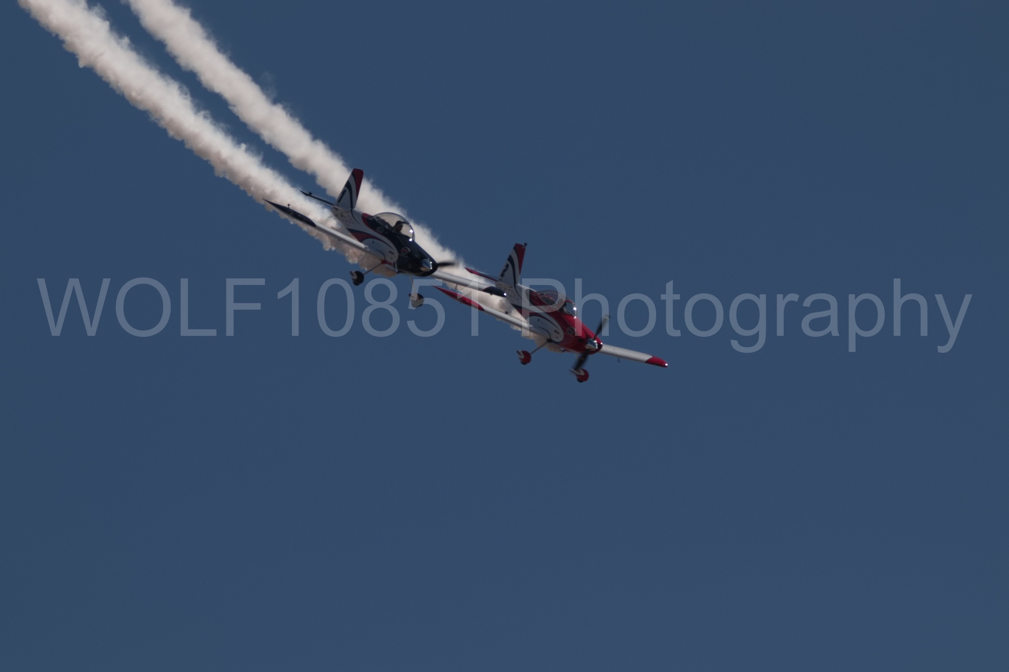 Aviation photography by WOLF10851 featuring California Capital Airshow 2018, Van RV-8, Redline Airshows.