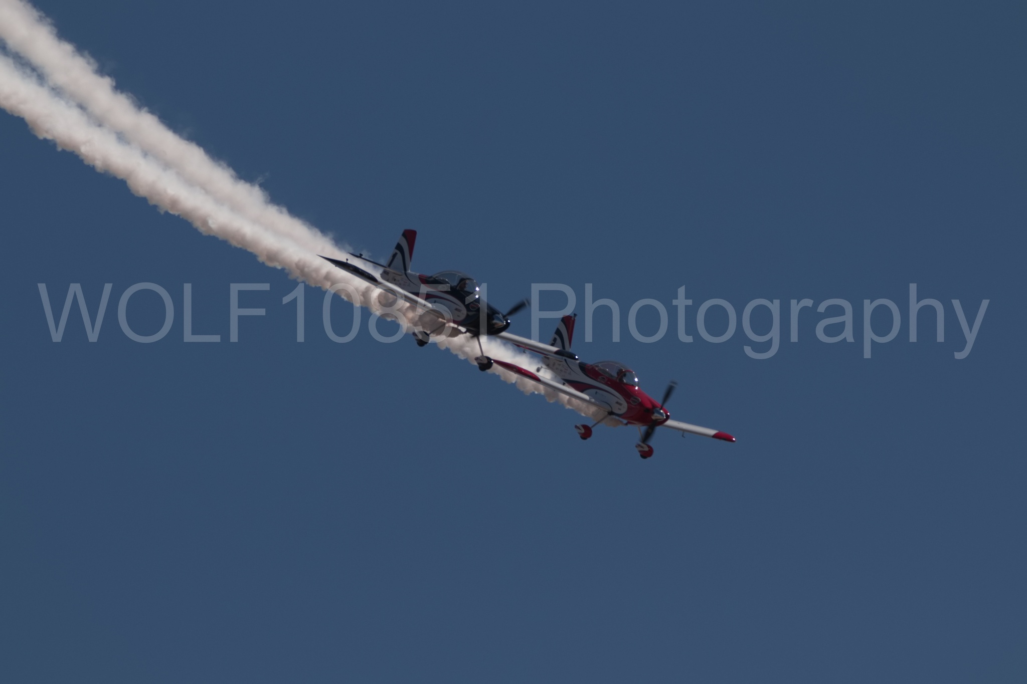 Aviation photography by WOLF10851 featuring California Capital Airshow 2018, Van RV-8, Redline Airshows.