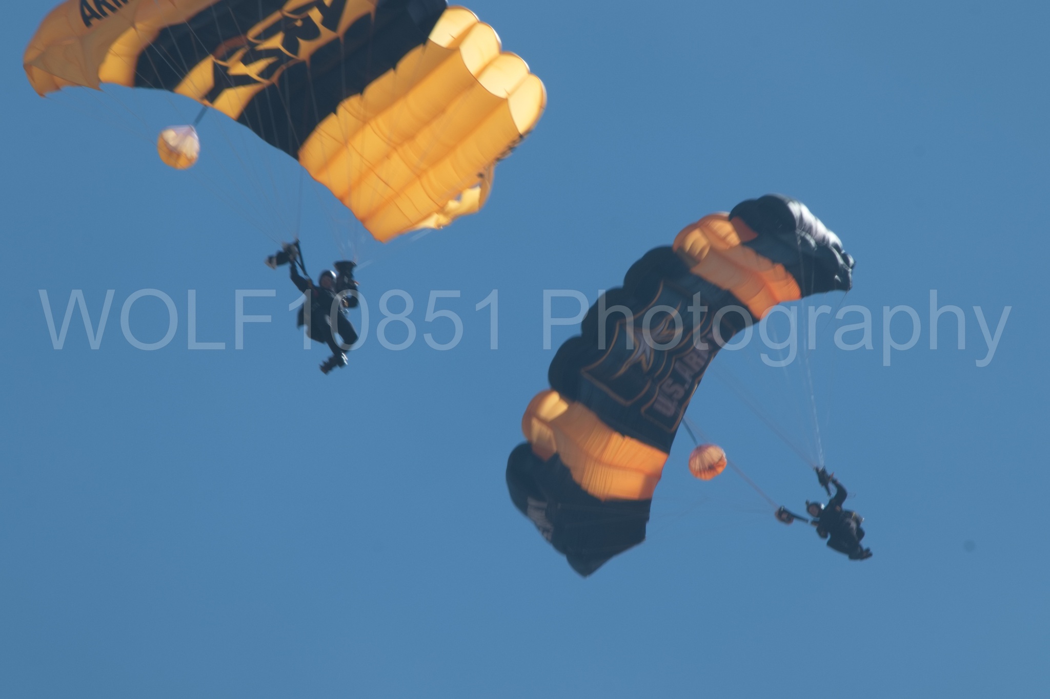 Aviation photography by WOLF10851 featuring Golden Knights, California Capital Airshow 2018.