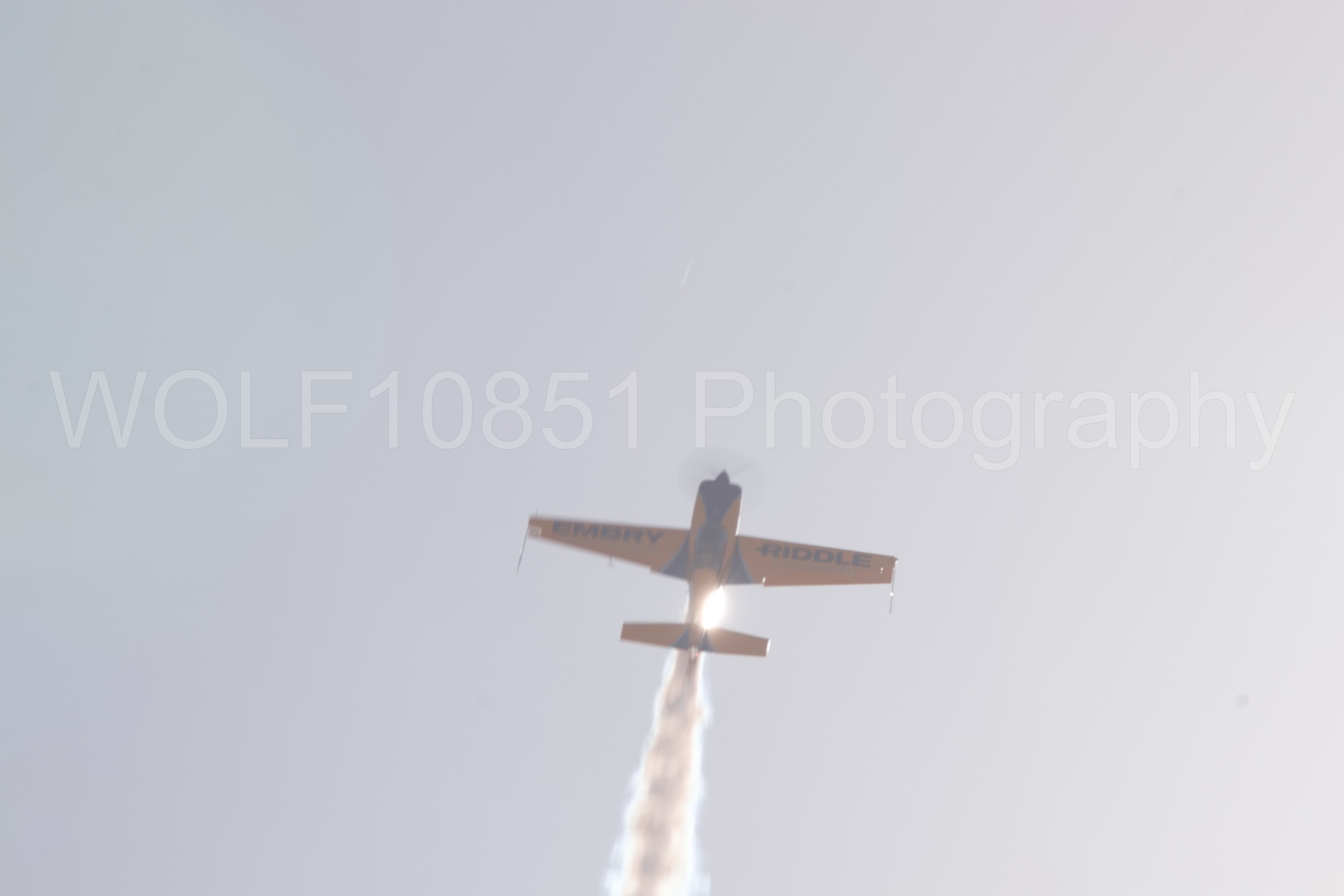 Aviation photography by WOLF10851 featuring California Capital Airshow 2018, Extra 300s, Matt Chapman, Embry Riddle.