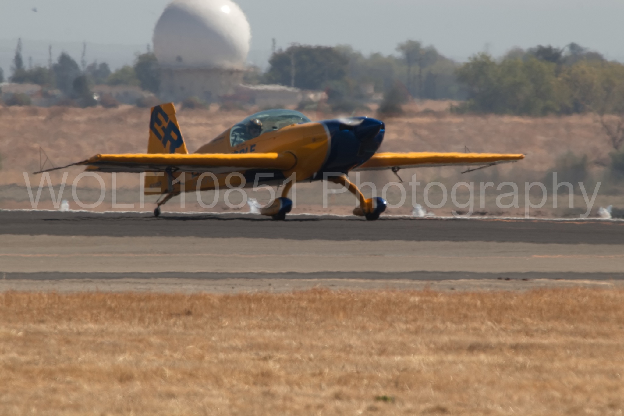 Aviation photography by WOLF10851 featuring California Capital Airshow 2018, Extra 300s, Matt Chapman, Embry Riddle.