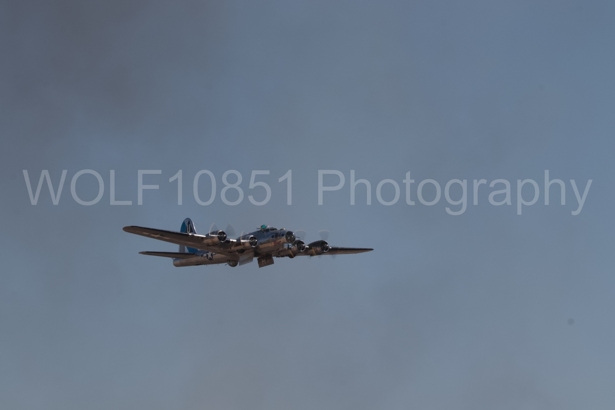 Aviation photography by WOLF10851 featuring California Capital Airshow 2018, B-17 Flying Fortress, Sentimental Journey.