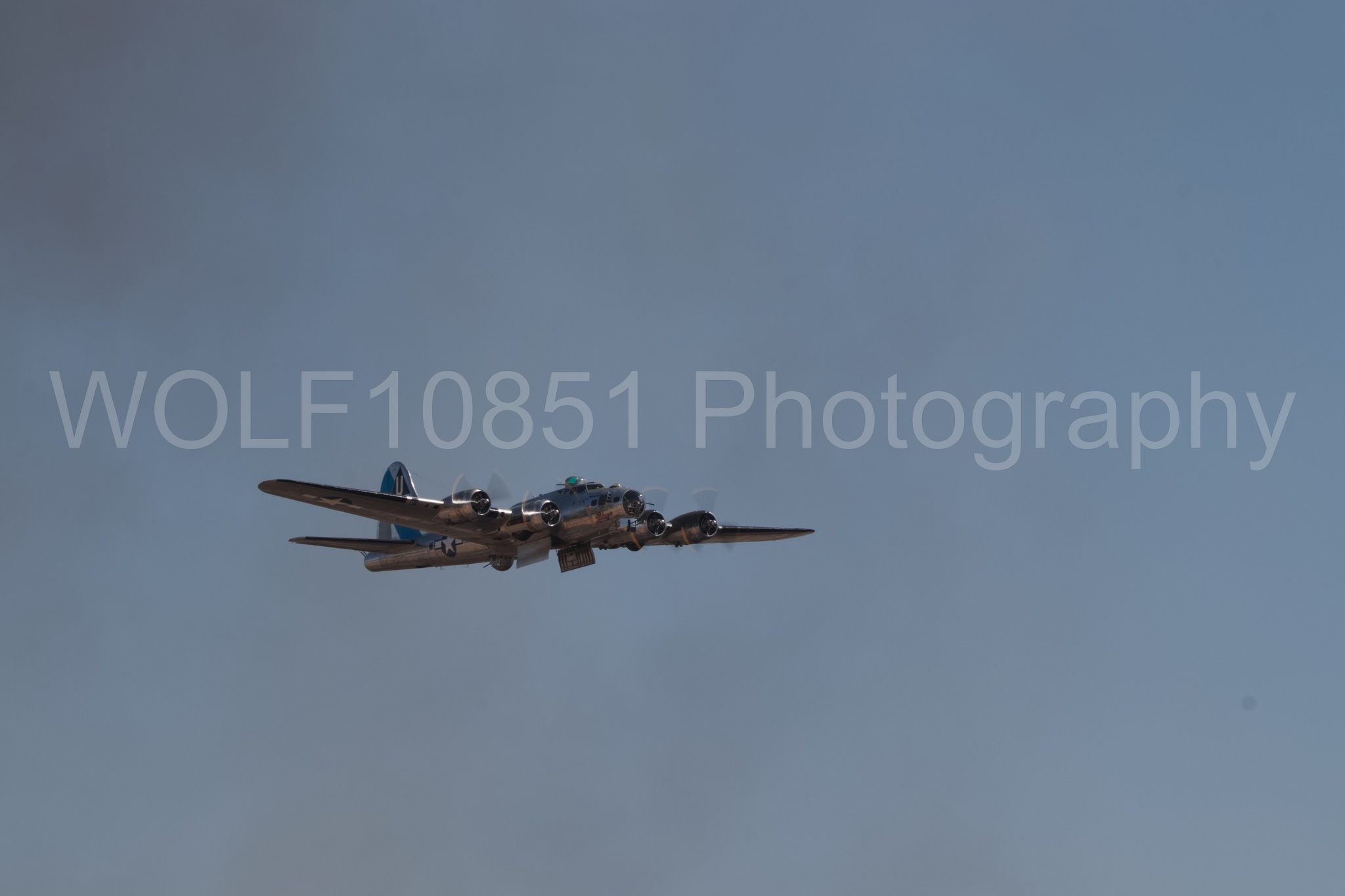 Aviation photography by WOLF10851 featuring California Capital Airshow 2018, B-17 Flying Fortress, Sentimental Journey.