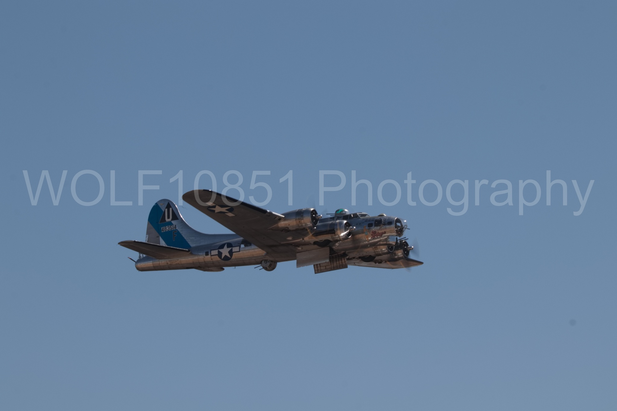 Aviation photography by WOLF10851 featuring California Capital Airshow 2018, B-17 Flying Fortress, Sentimental Journey.