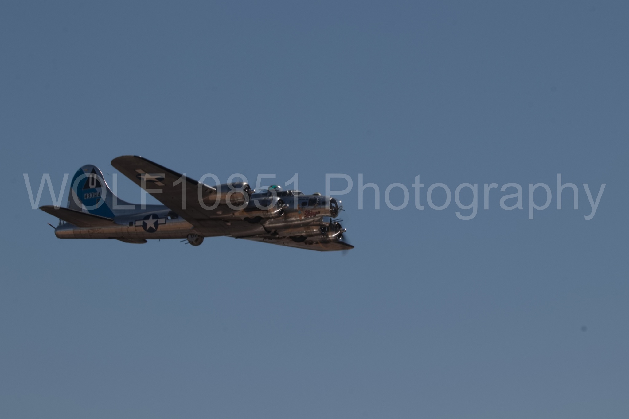 Aviation photography by WOLF10851 featuring California Capital Airshow 2018, B-17 Flying Fortress.