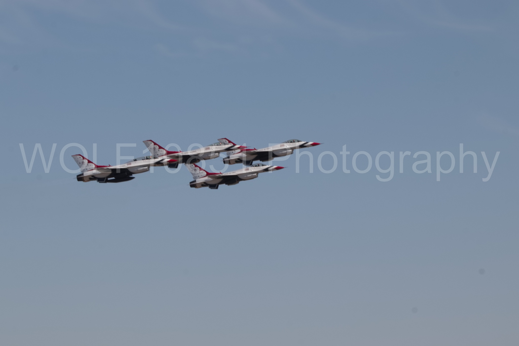 Aviation photography by WOLF10851 featuring F-16 Fighting Falcon, Thunderbirds, Red White and Blue, California Capital Airshow 2018.