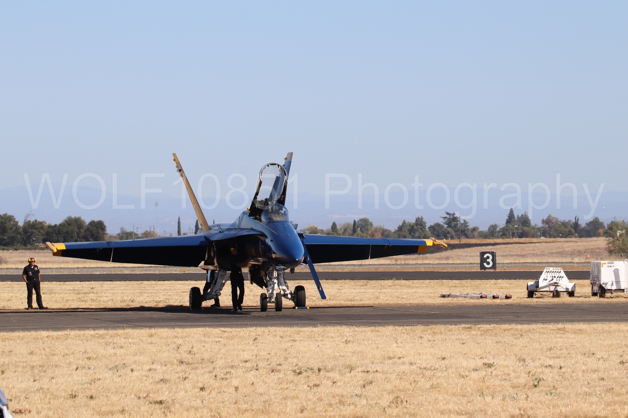 Aviation photography by WOLF10851 featuring F-18 Hornet, Blue Angels, Blue and Gold, California Capital Airshow 2019.
