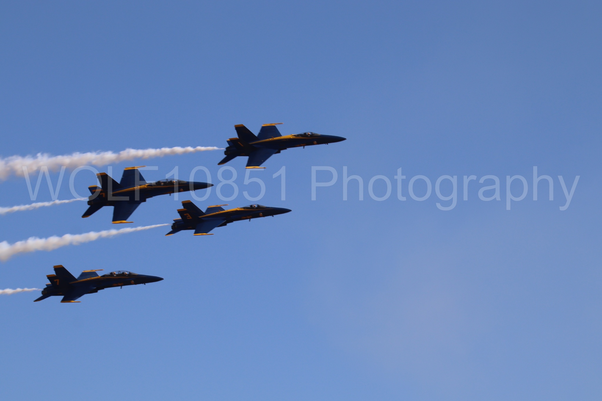 Aviation photography by WOLF10851 featuring F-18 Hornet, Blue Angels, Blue and Gold, California Capital Airshow 2019.