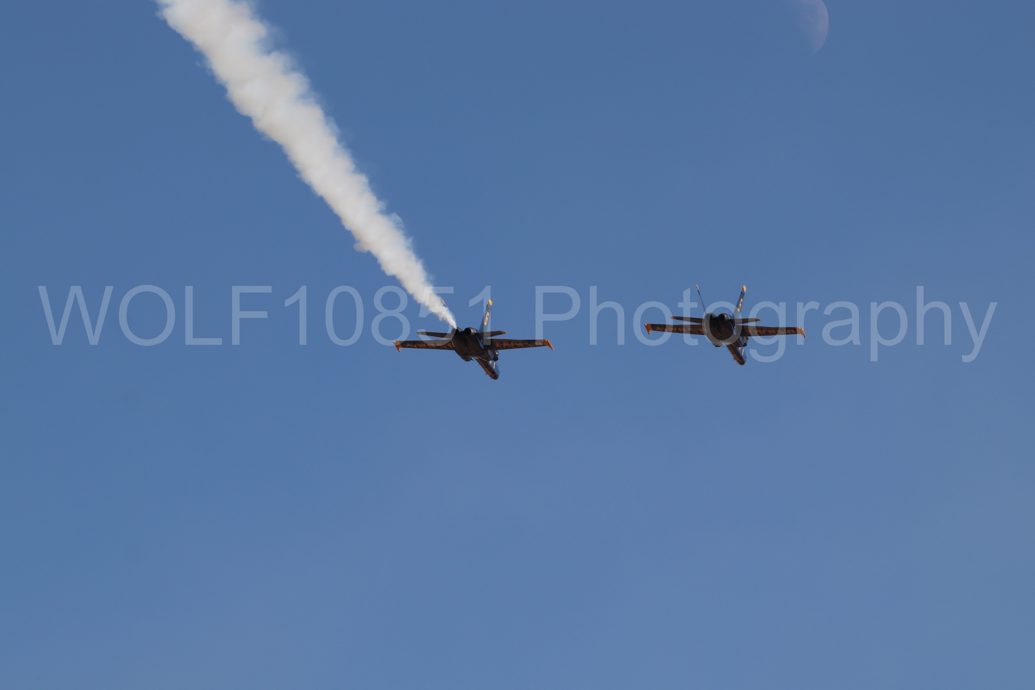 Aviation photography by WOLF10851 featuring F-18 Hornet, Blue Angels, Blue and Gold, California Capital Airshow 2019.
