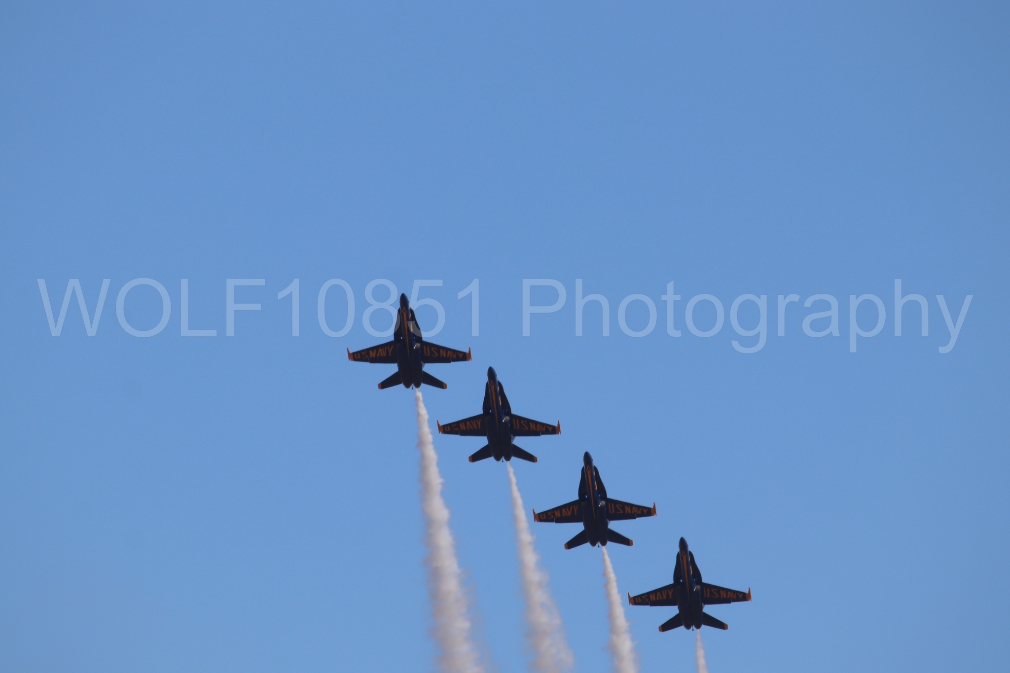 Aviation photography by WOLF10851 featuring F-18 Hornet, Blue Angels, Blue and Gold, California Capital Airshow 2019.