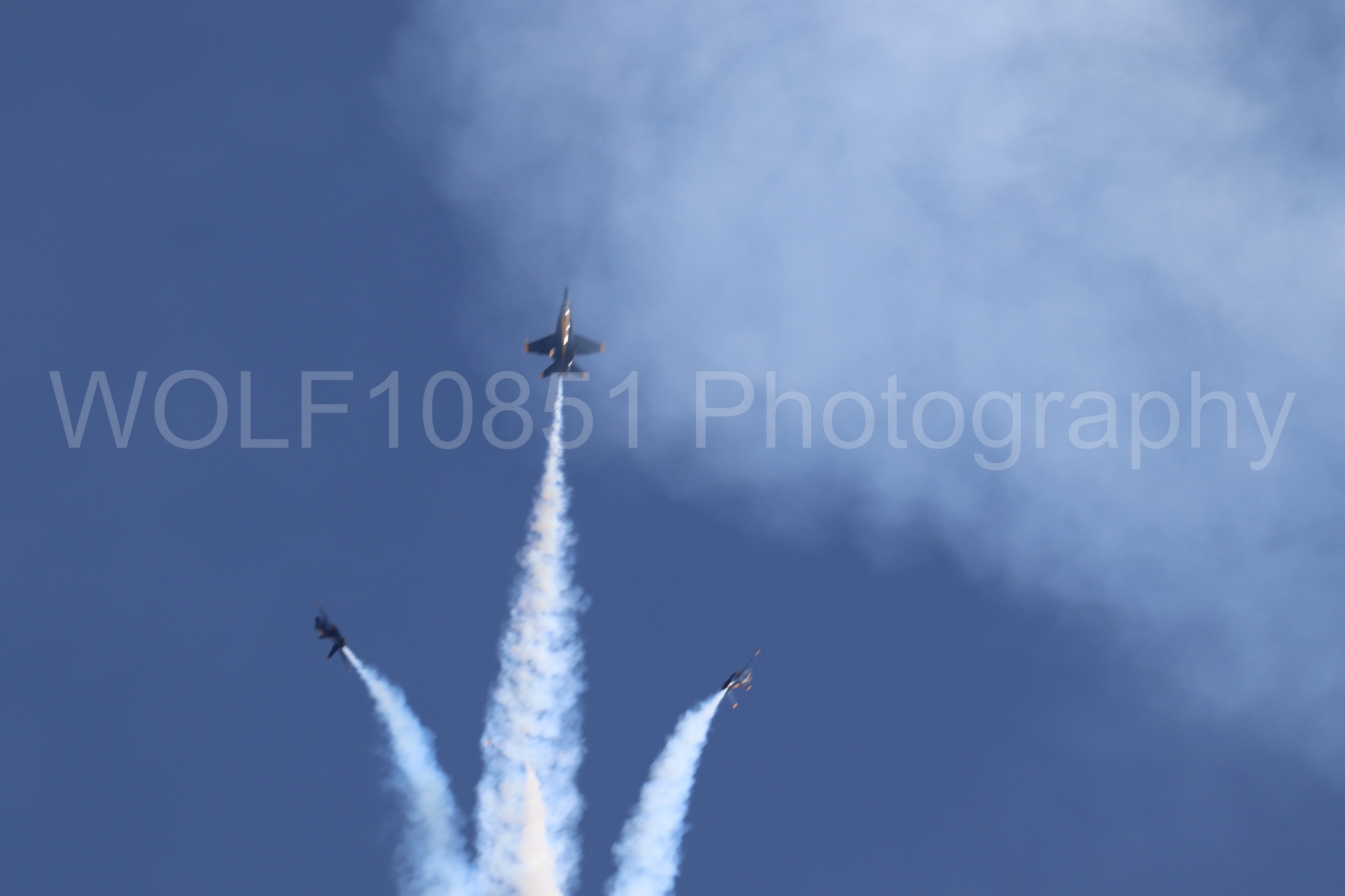 Aviation photography by WOLF10851 featuring F-18 Hornet, Blue Angels, Blue and Gold, California Capital Airshow 2019.