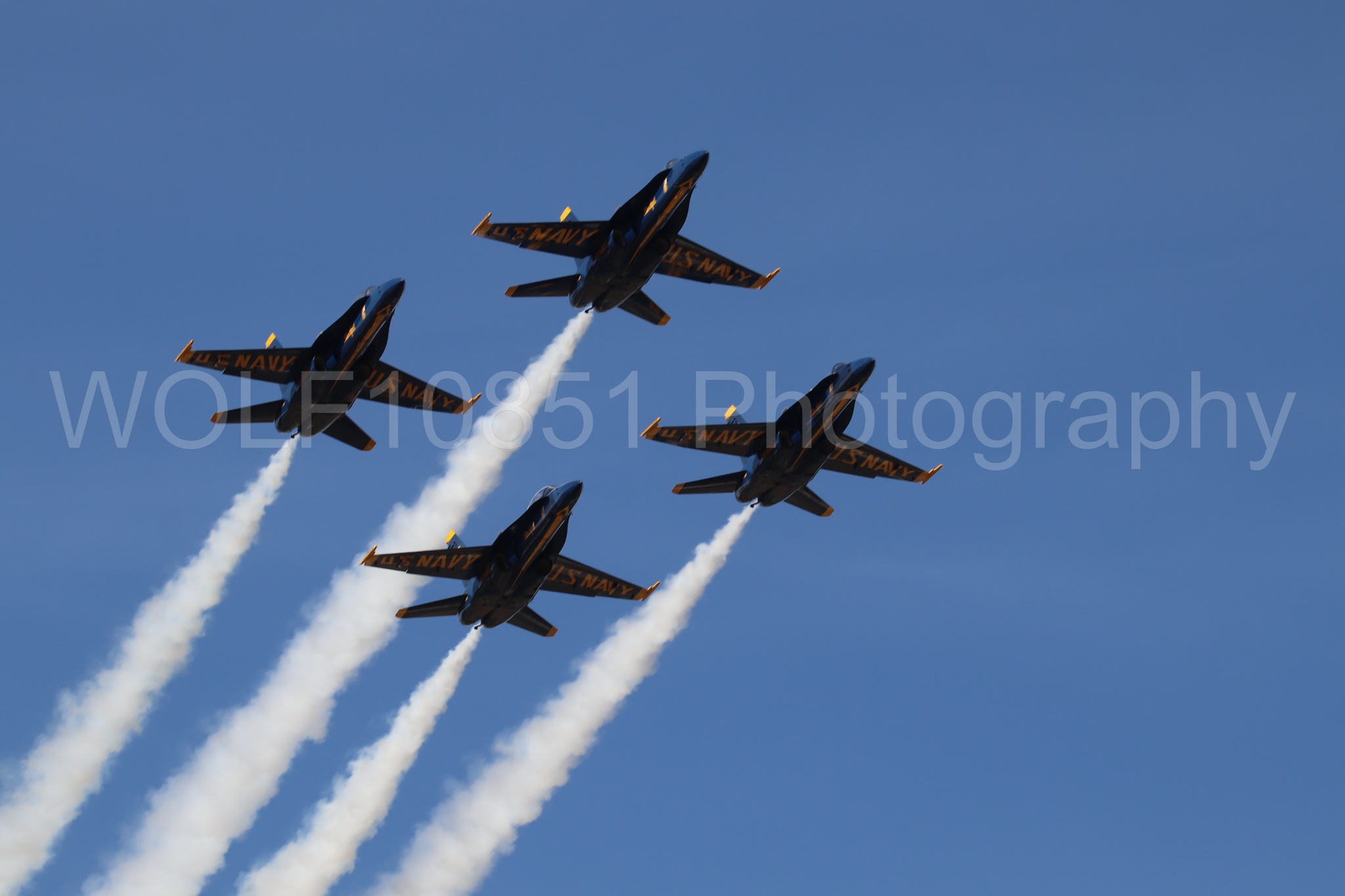 Aviation photography by WOLF10851 featuring F-18 Hornet, Blue Angels, Blue and Gold, California Capital Airshow 2019.