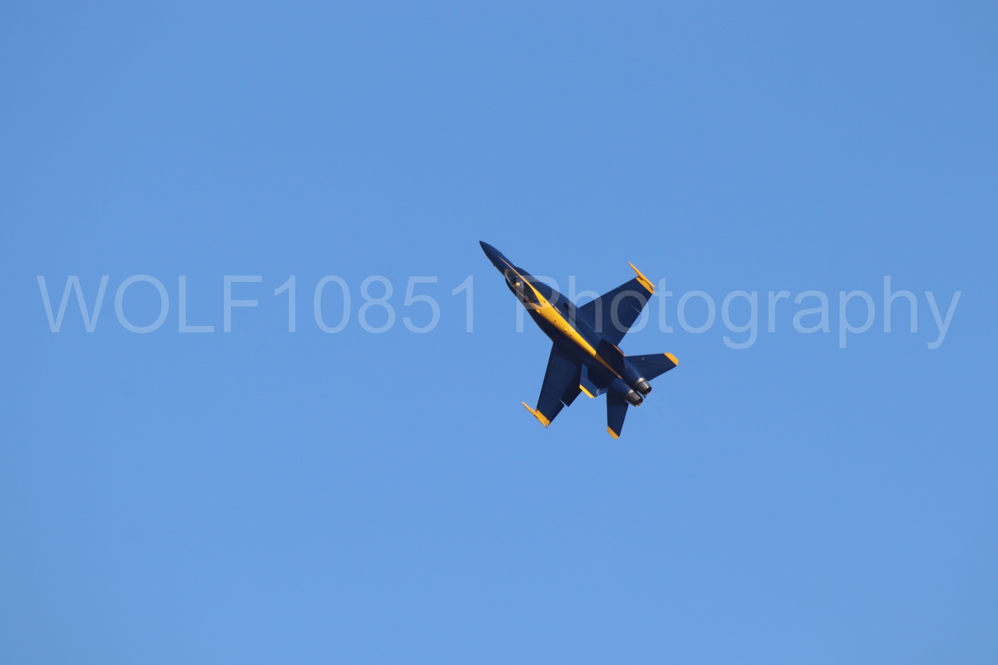 Aviation photography by WOLF10851 featuring F-18 Hornet, Blue Angels, Blue and Gold, California Capital Airshow 2019.
