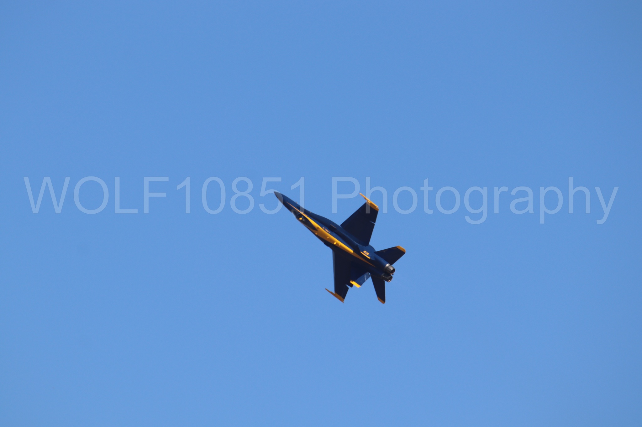Aviation photography by WOLF10851 featuring F-18 Hornet, Blue Angels, Blue and Gold, California Capital Airshow 2019.