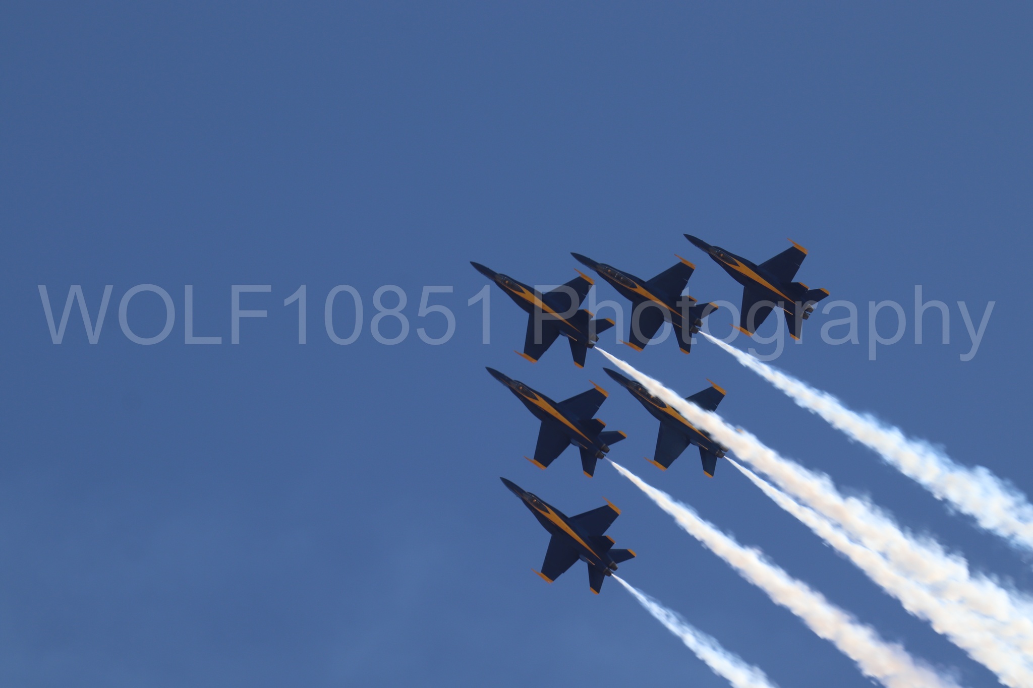 Aviation photography by WOLF10851 featuring F-18 Hornet, Blue Angels, Blue and Gold, California Capital Airshow 2019.