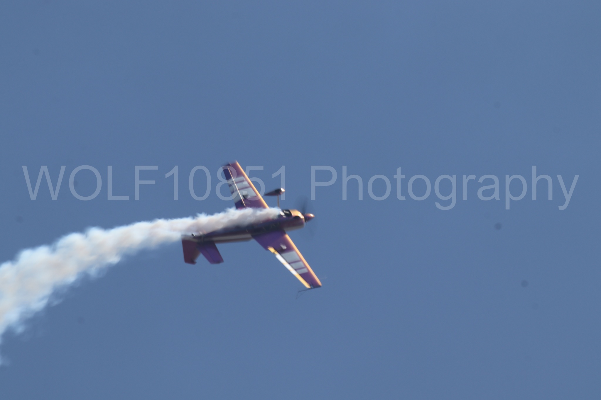 Aviation photography by WOLF10851 featuring Edge 540, Bill Stein, Bill Stein Airshows.