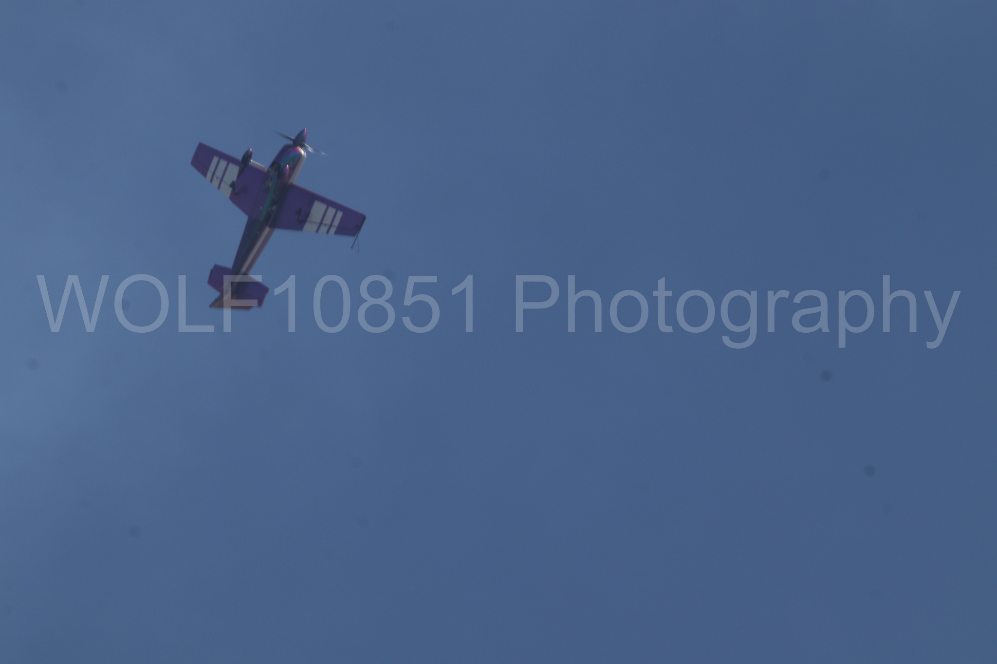 Aviation photography by WOLF10851 featuring Edge 540, Bill Stein, Bill Stein Airshows.