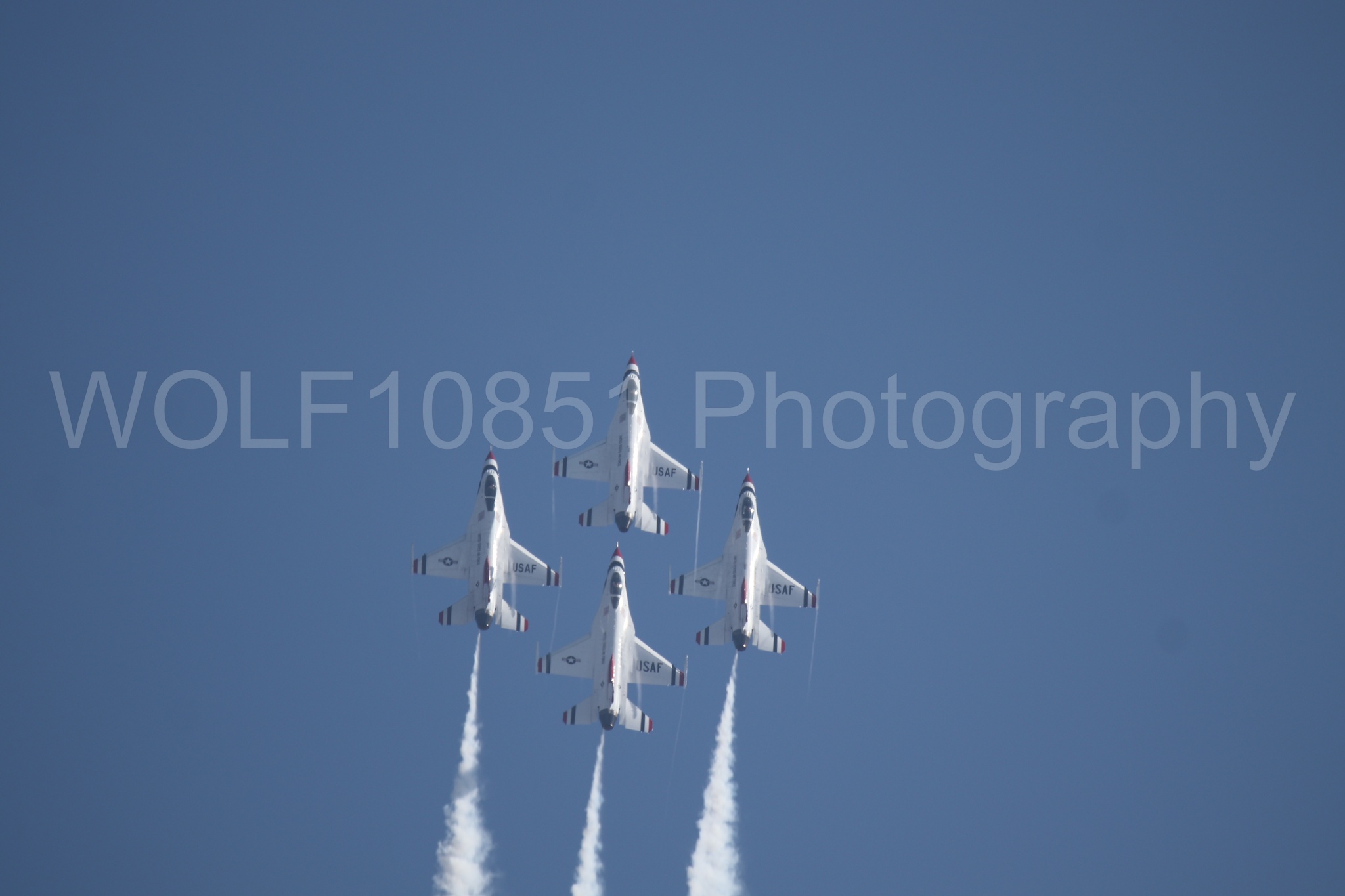 Aviation photography by WOLF10851 featuring F-16 Fighting Falcon, Thunderbirds.