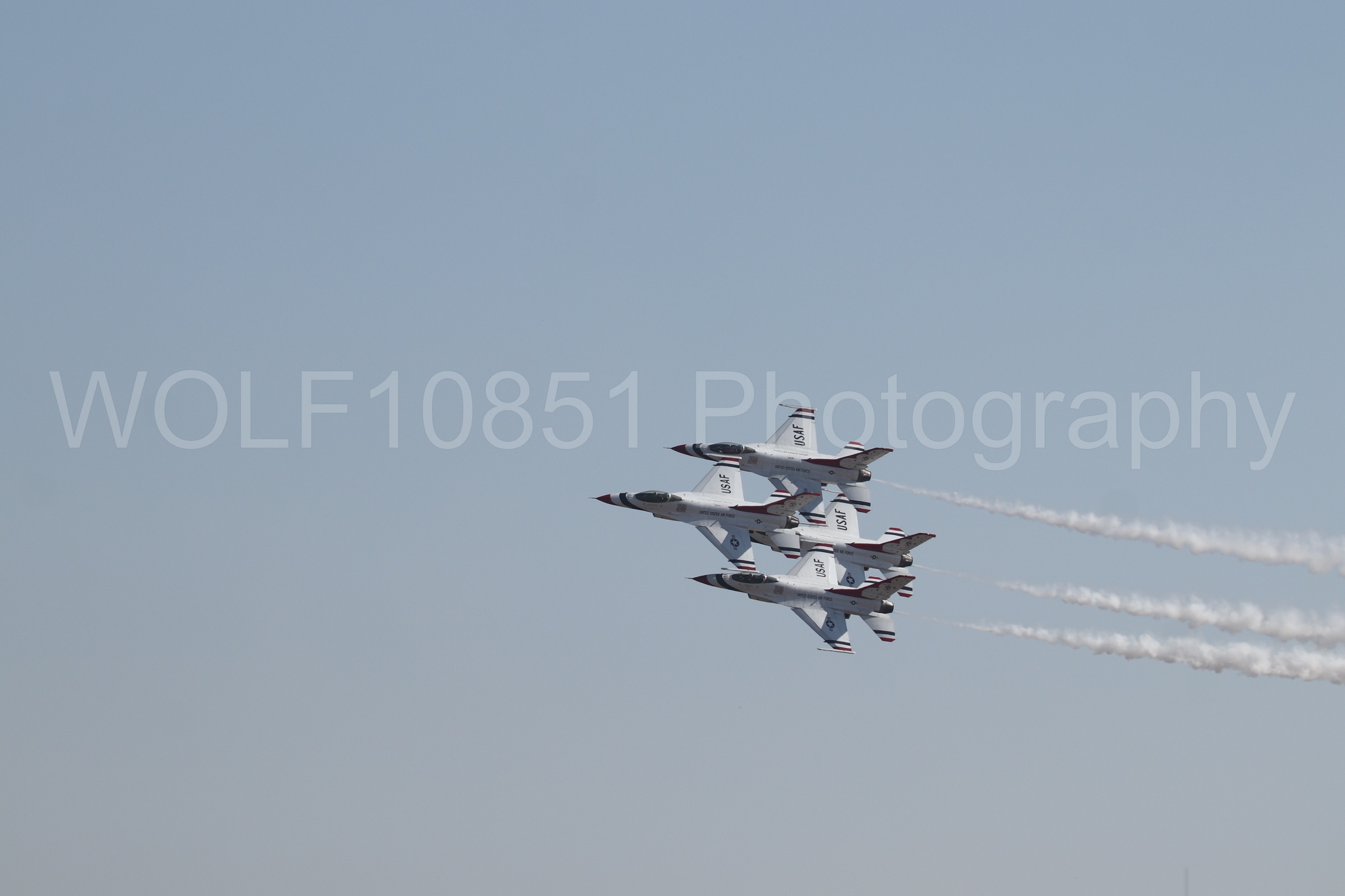 Aviation photography by WOLF10851 featuring F-16 Fighting Falcon, Thunderbirds.