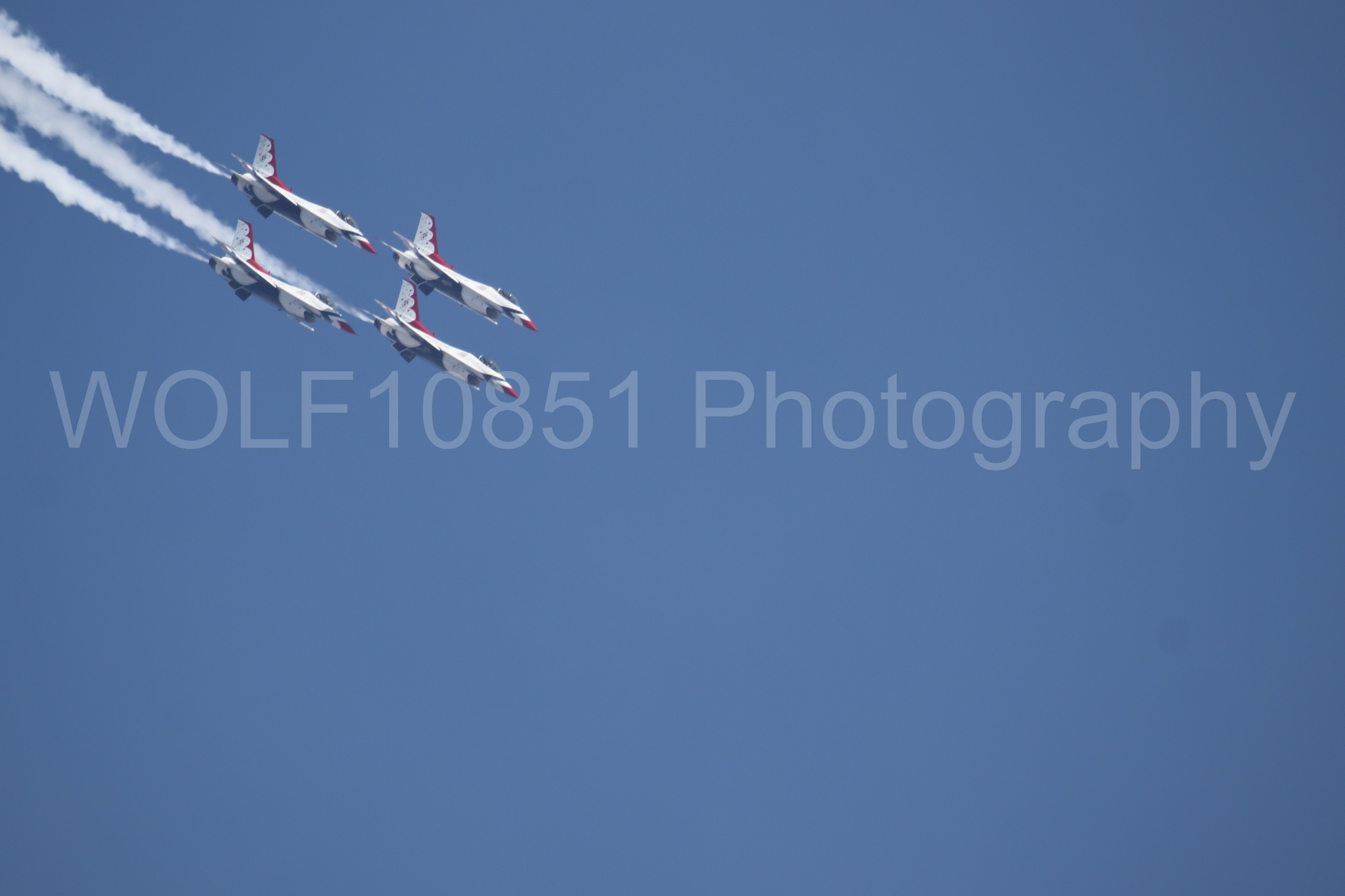 Aviation photography by WOLF10851 featuring F-16 Fighting Falcon, Thunderbirds.