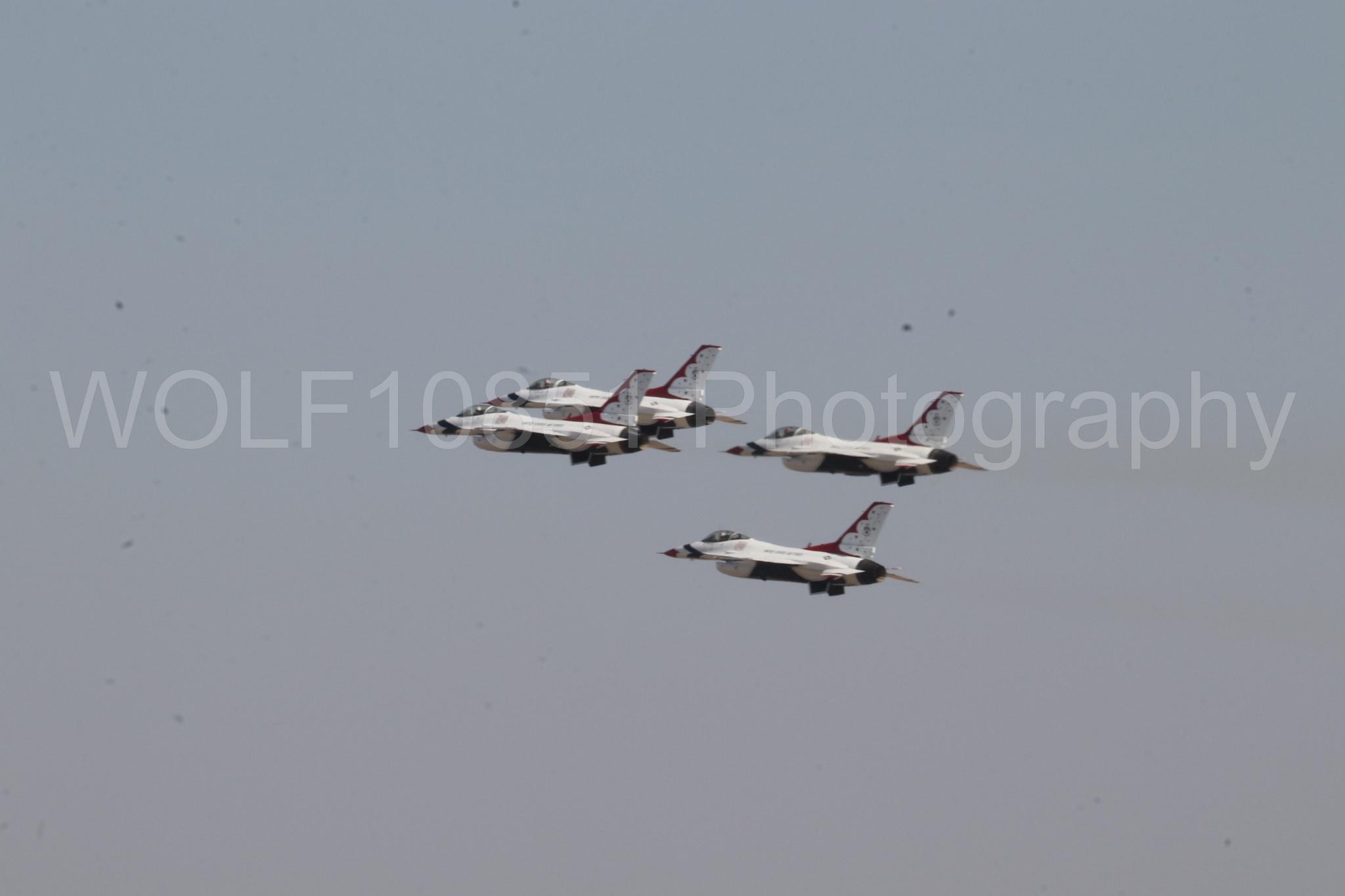 Aviation photography by WOLF10851 featuring F-16 Fighting Falcon, Thunderbirds.