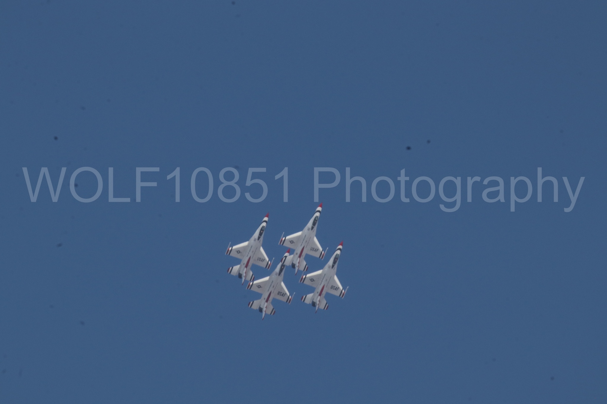 Aviation photography by WOLF10851 featuring F-16 Fighting Falcon, Thunderbirds.