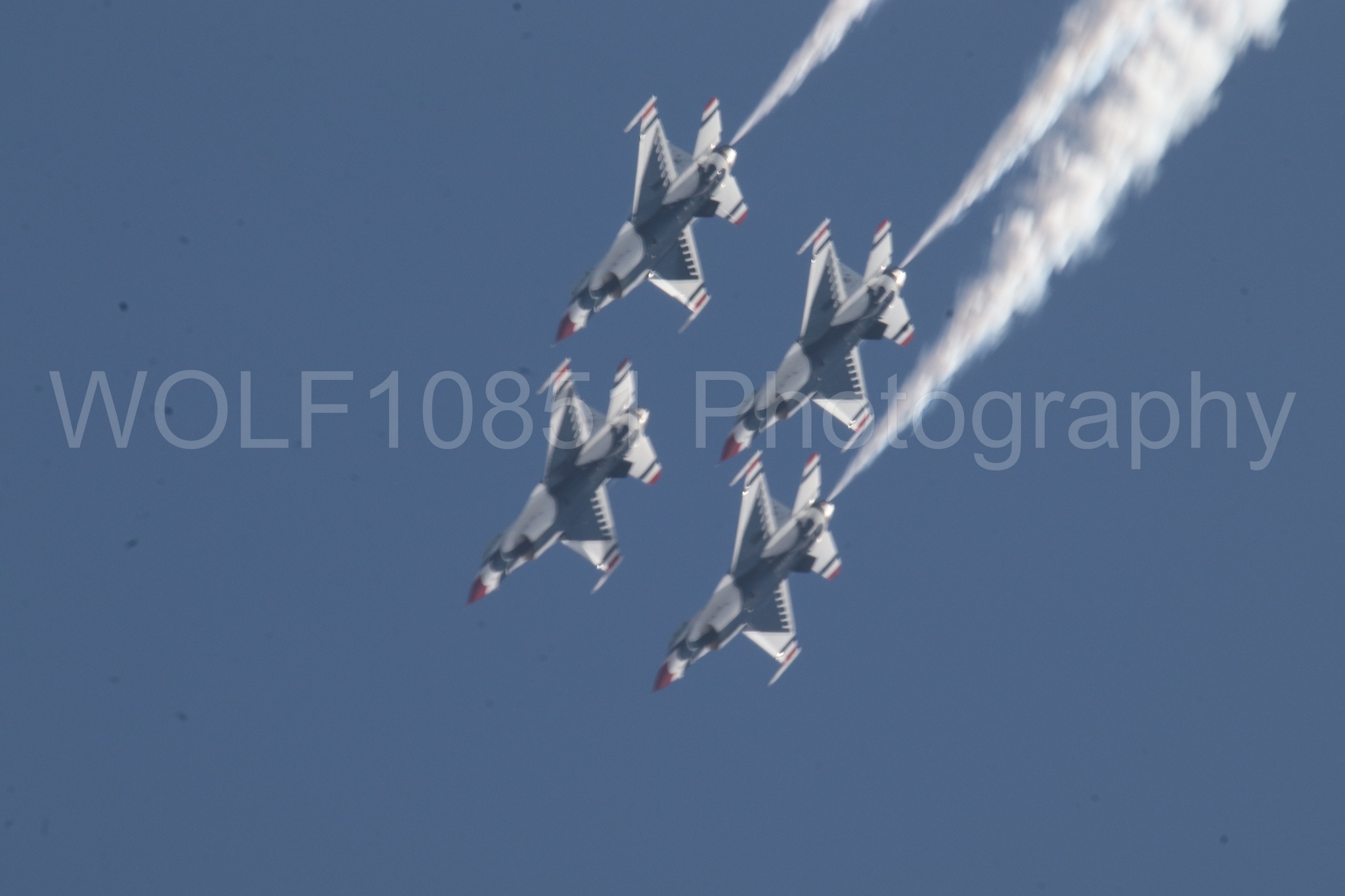 Aviation photography by WOLF10851 featuring F-16 Fighting Falcon, Thunderbirds, California Capital Airshow 2023.