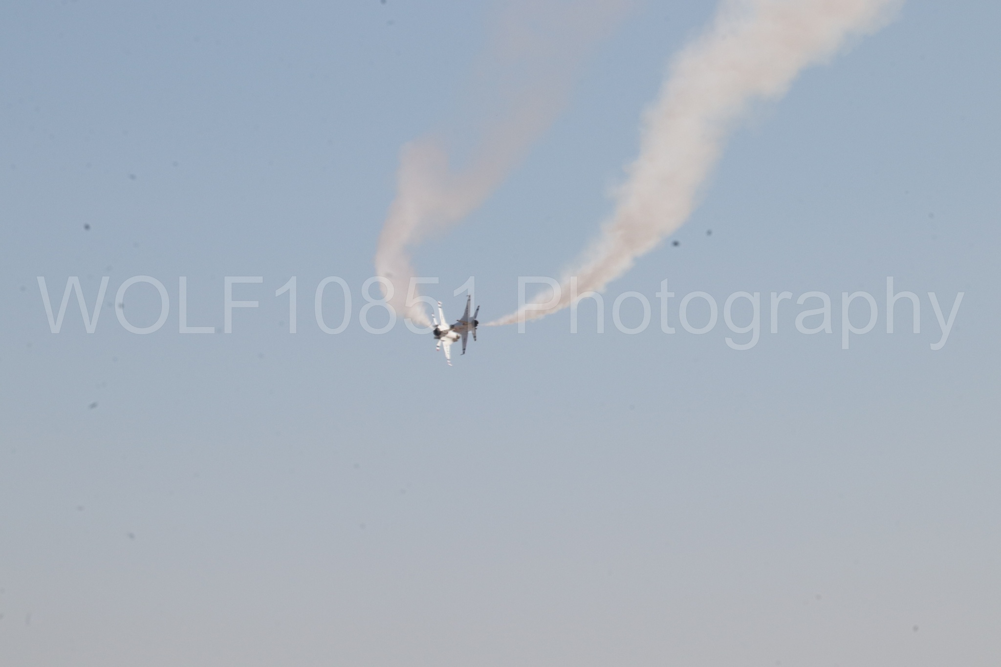 Aviation photography by WOLF10851 featuring F-16 Fighting Falcon, Thunderbirds.