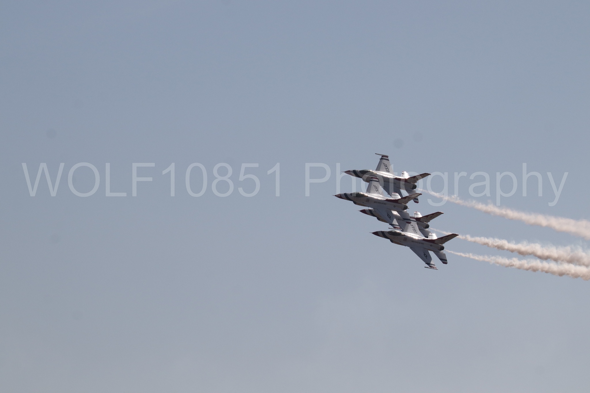 Aviation photography by WOLF10851 featuring F-16 Fighting Falcon, Thunderbirds.