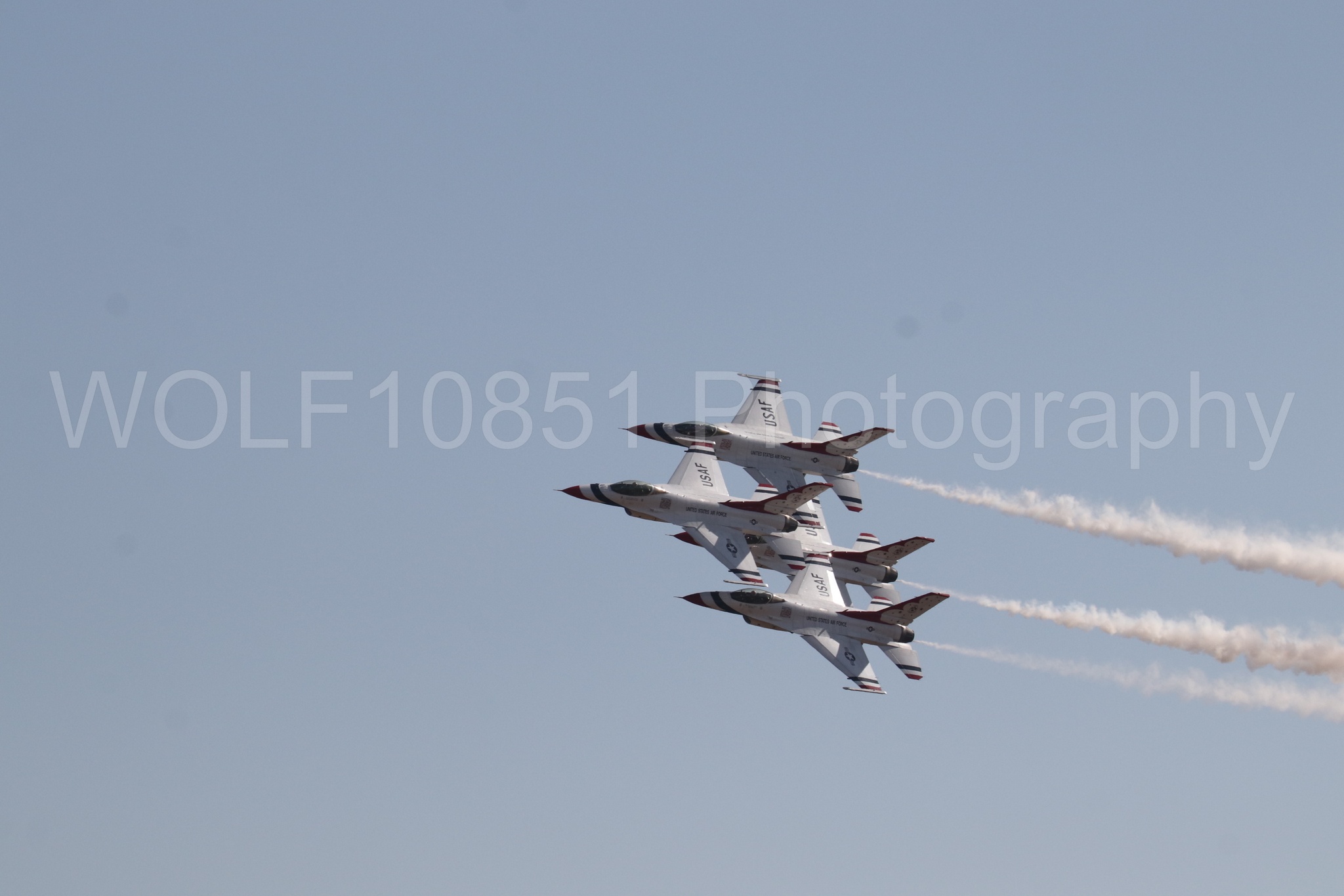 Aviation photography by WOLF10851 featuring F-16 Fighting Falcon, Thunderbirds, California Capital Airshow 2023.