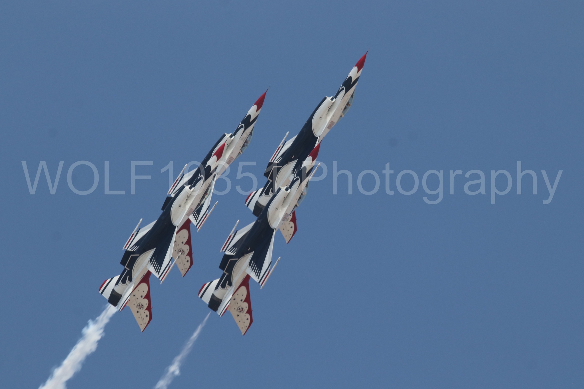Aviation photography by WOLF10851 featuring F-16 Fighting Falcon, Thunderbirds, California Capital Airshow 2023.