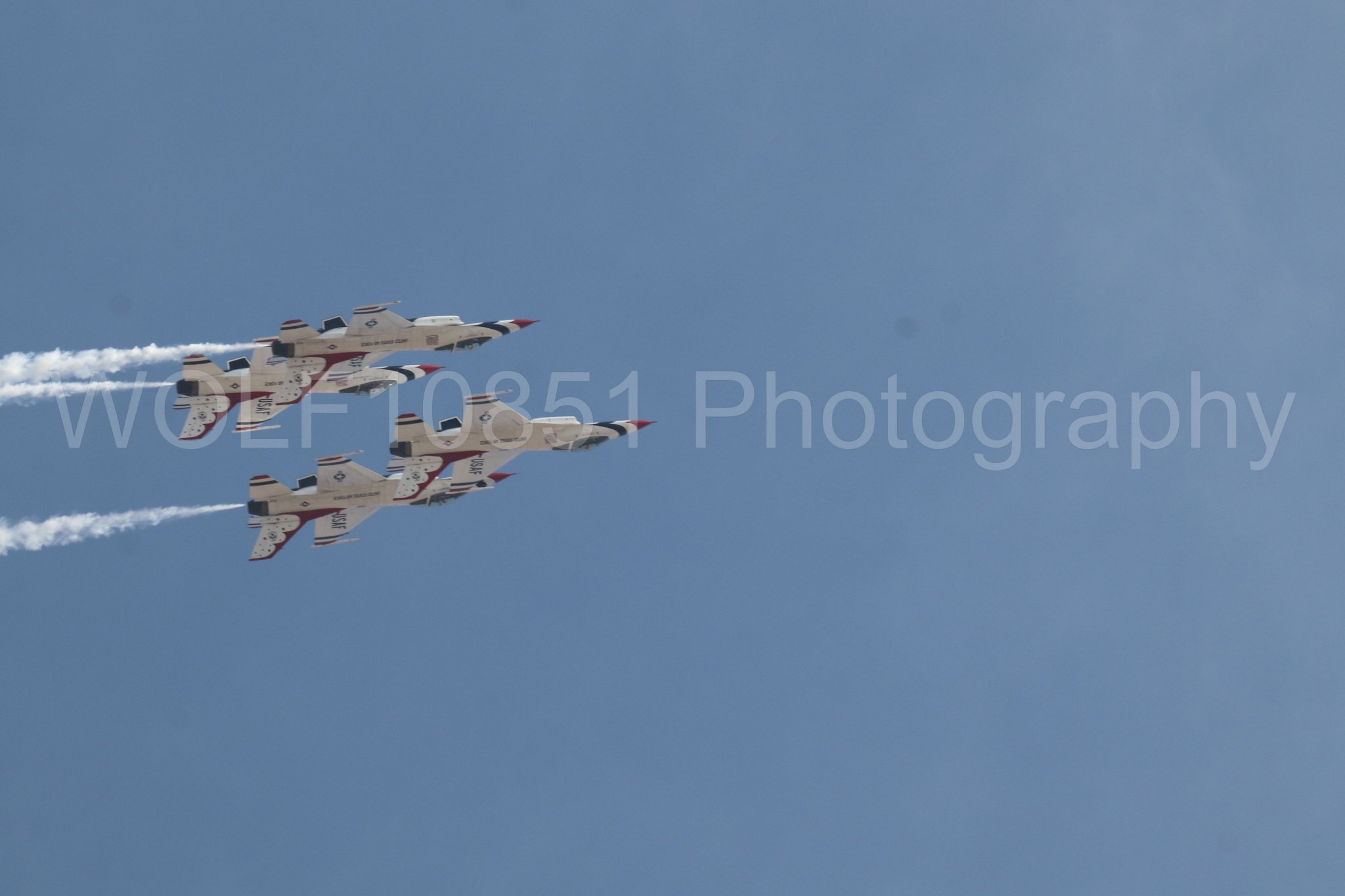 Aviation photography by WOLF10851 featuring F-16 Fighting Falcon, Thunderbirds.