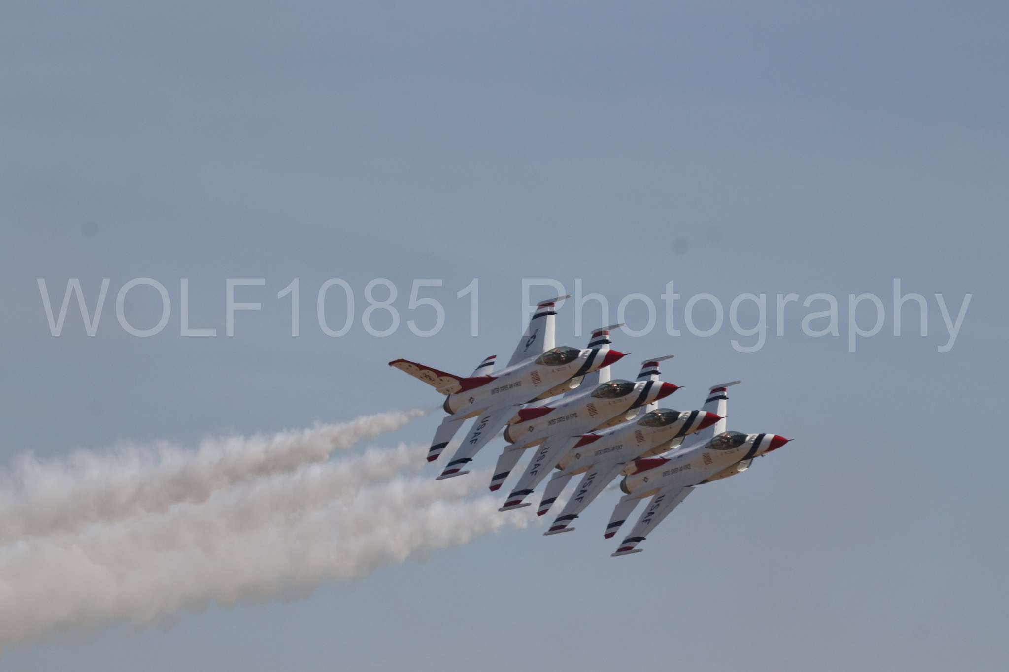 Aviation photography by WOLF10851 featuring F-16 Fighting Falcon, Thunderbirds, California Capital Airshow 2023.