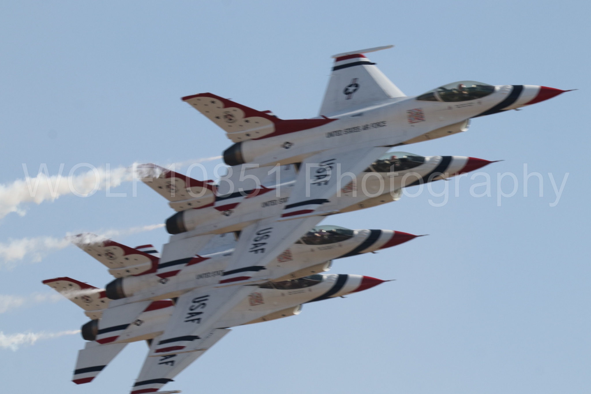 Aviation photography by WOLF10851 featuring F-16 Fighting Falcon, Thunderbirds, California Capital Airshow 2023.
