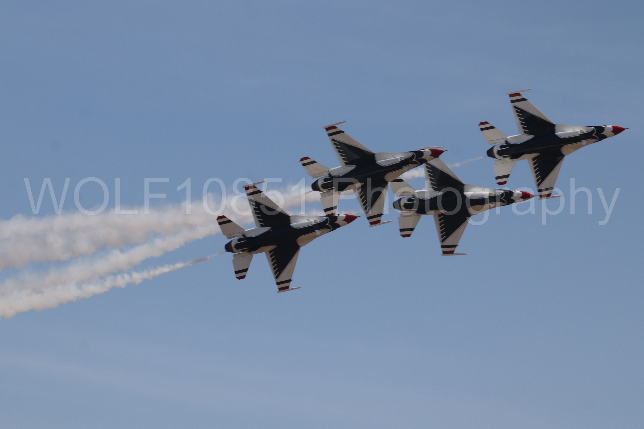 Aviation photography by WOLF10851 featuring F-16 Fighting Falcon, Thunderbirds, California Capital Airshow 2023.