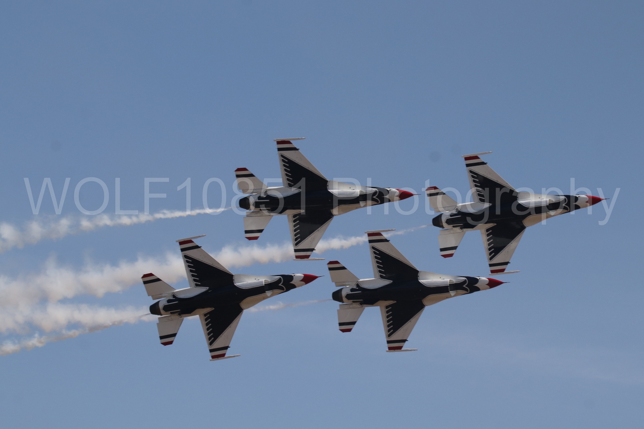 Aviation photography by WOLF10851 featuring F-16 Fighting Falcon, Thunderbirds, California Capital Airshow 2023.