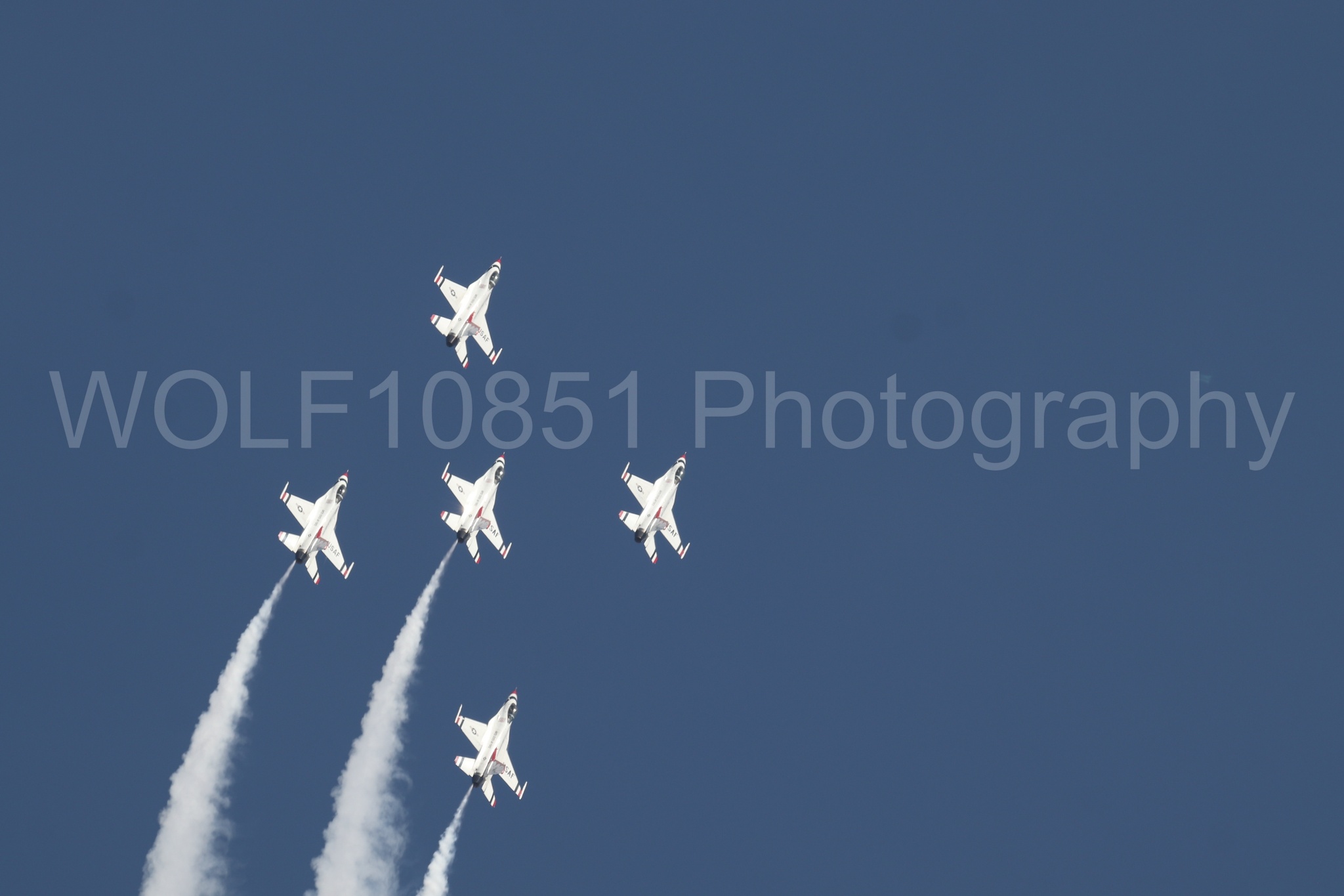 Aviation photography by WOLF10851 featuring F-16 Fighting Falcon, Thunderbirds, California Capital Airshow 2023.