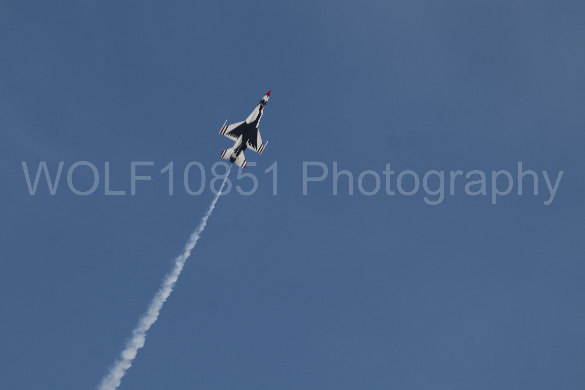 Aviation photography by WOLF10851 featuring F-16 Fighting Falcon, Thunderbirds.