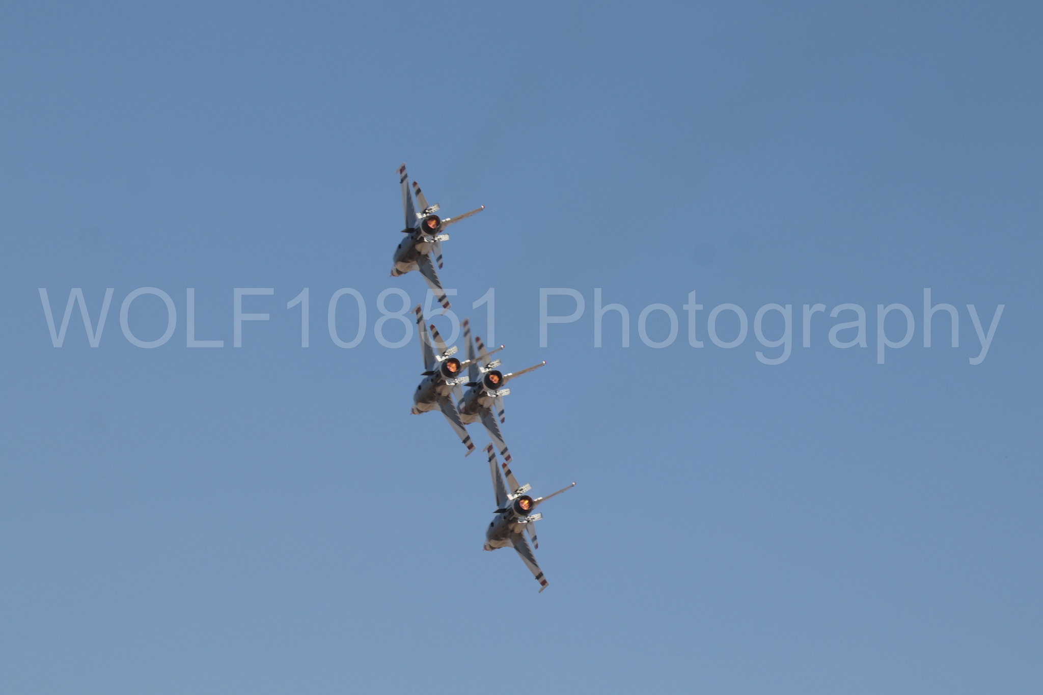 Aviation photography by WOLF10851 featuring F-16 Fighting Falcon, Thunderbirds.