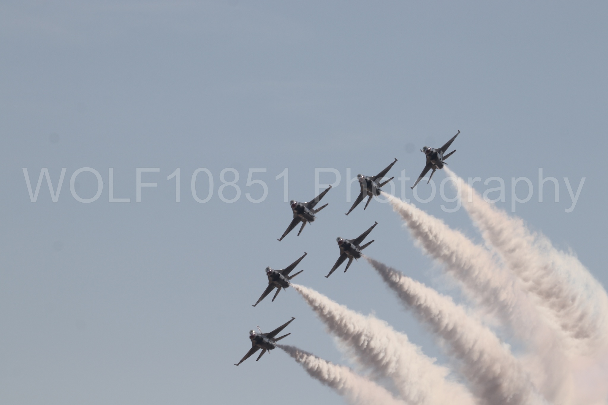 Aviation photography by WOLF10851 featuring F-16 Fighting Falcon, Thunderbirds, California Capital Airshow 2023.