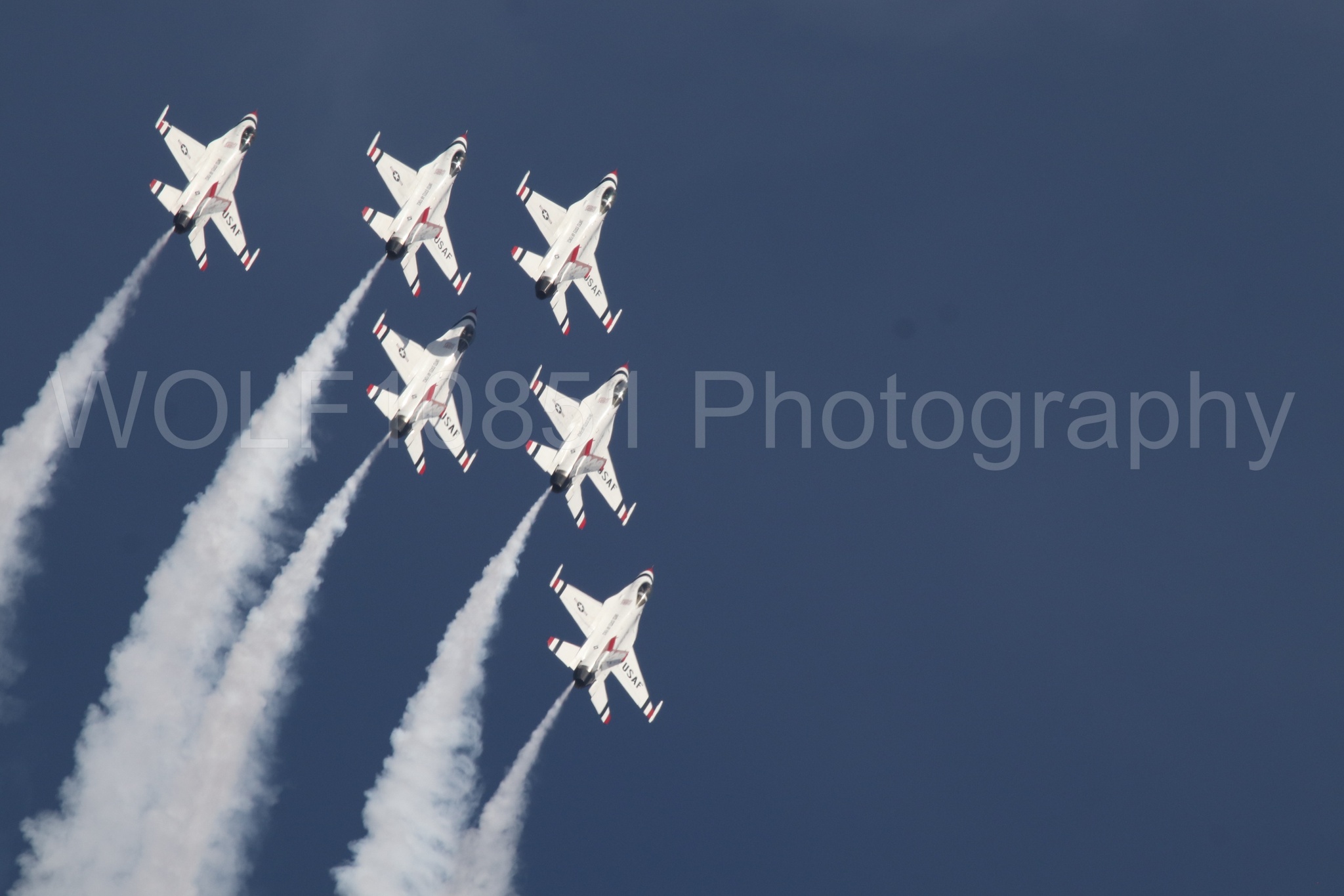 Aviation photography by WOLF10851 featuring F-16 Fighting Falcon, Thunderbirds, California Capital Airshow 2023.