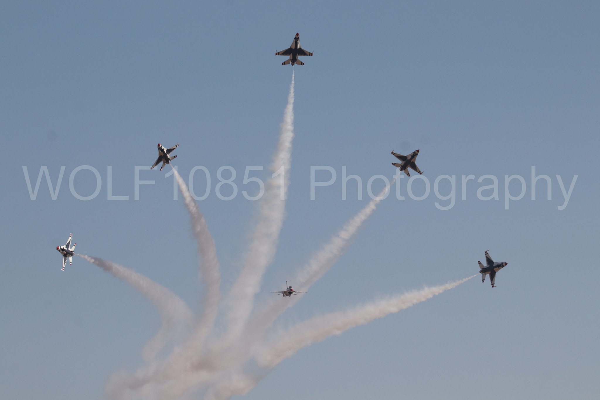 Aviation photography by WOLF10851 featuring F-16 Fighting Falcon, Thunderbirds.
